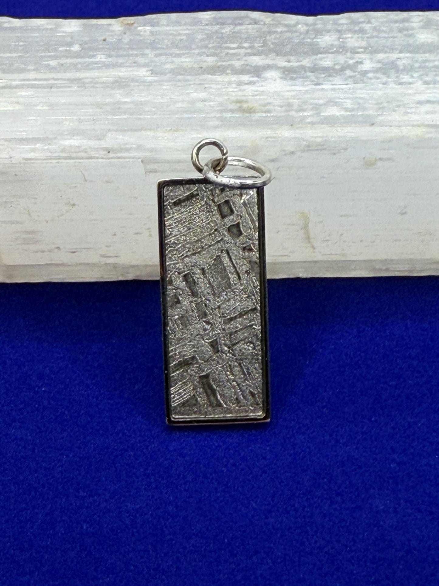 Aletai Meteorite Pendant, Widmanstätten Pattern, Etched Meteorite Necklace, 3.80g