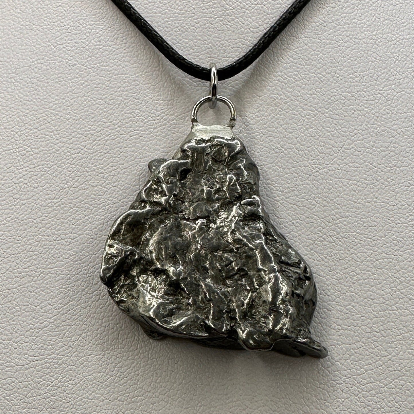 Beautiful Aletai Meteorite Pendant, 28.88 grams, Astronomy Gift, Authentic Meteorite, Meteorite Jewelry, Meteorite Pendant, COA, Space Gift