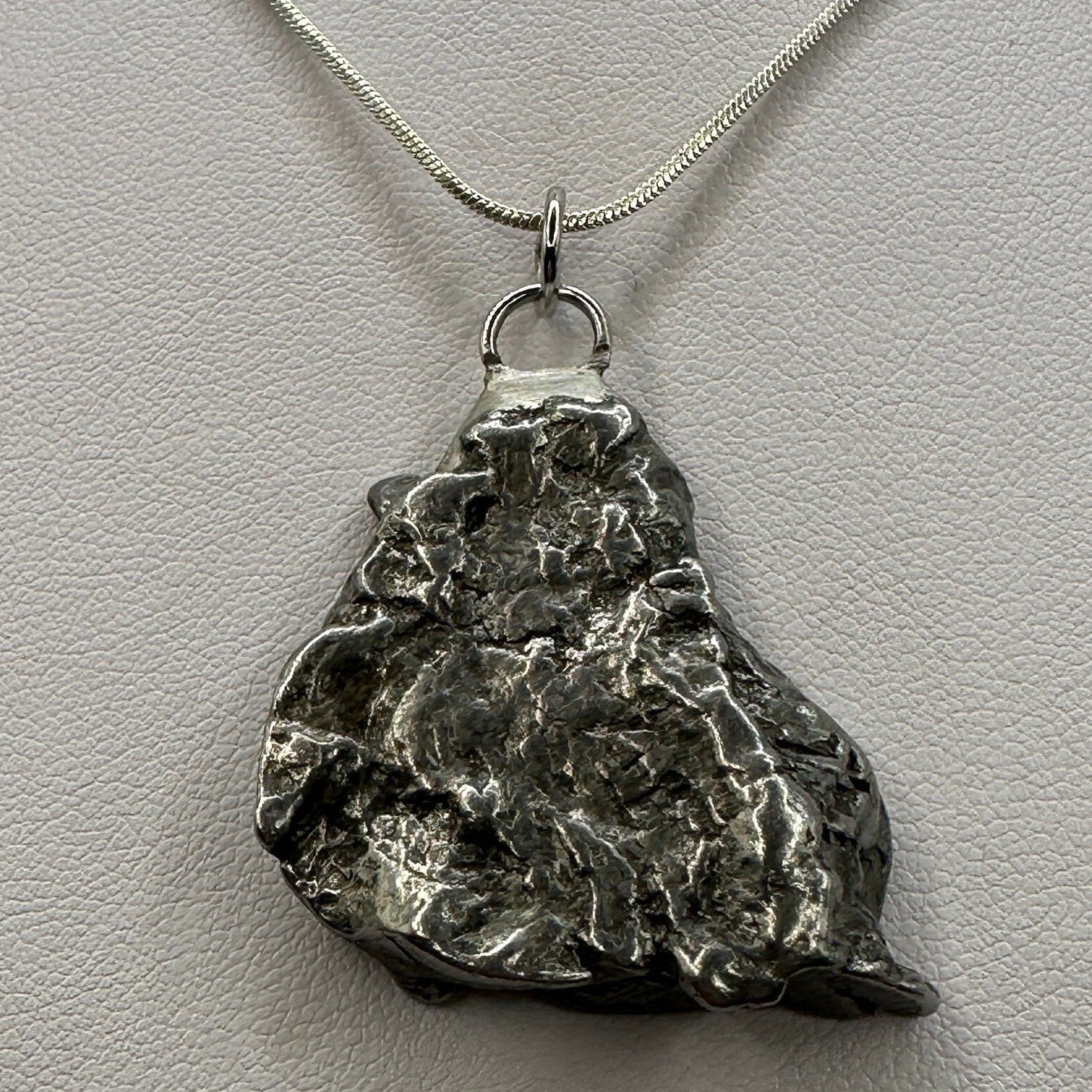 Beautiful Aletai Meteorite Pendant, 28.88 grams, Astronomy Gift, Authentic Meteorite, Meteorite Jewelry, Meteorite Pendant, COA, Space Gift