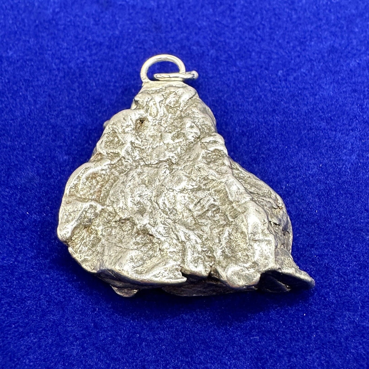 Beautiful Aletai Meteorite Pendant, 28.88 grams, Astronomy Gift, Authentic Meteorite, Meteorite Jewelry, Meteorite Pendant, COA, Space Gift