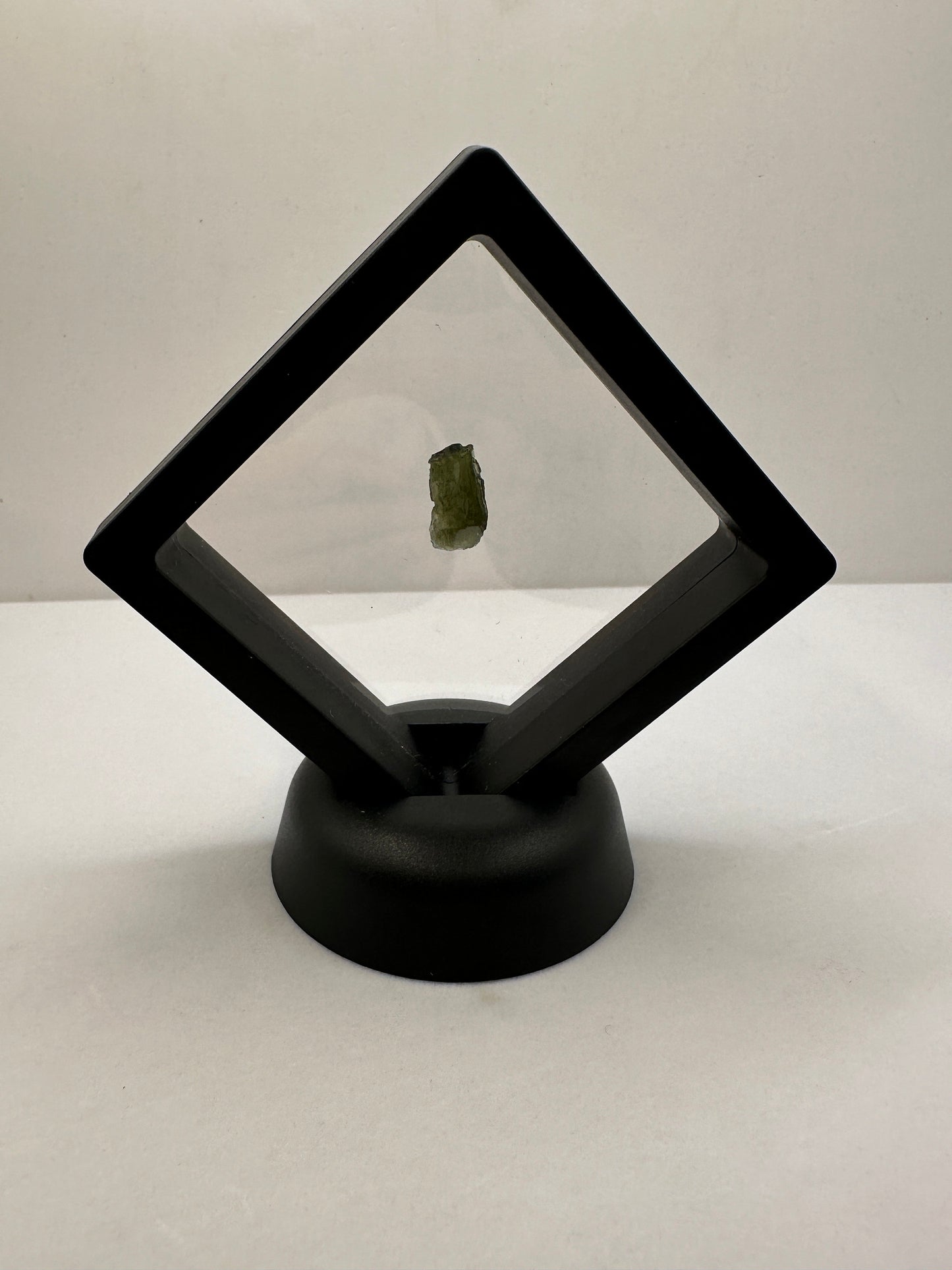 Moldavite Tektite Specimen, High Quality, Transformation, Manifestation, Reiki, Athentic, Moldavite Crystal, 0.73 grams|3.65 carats