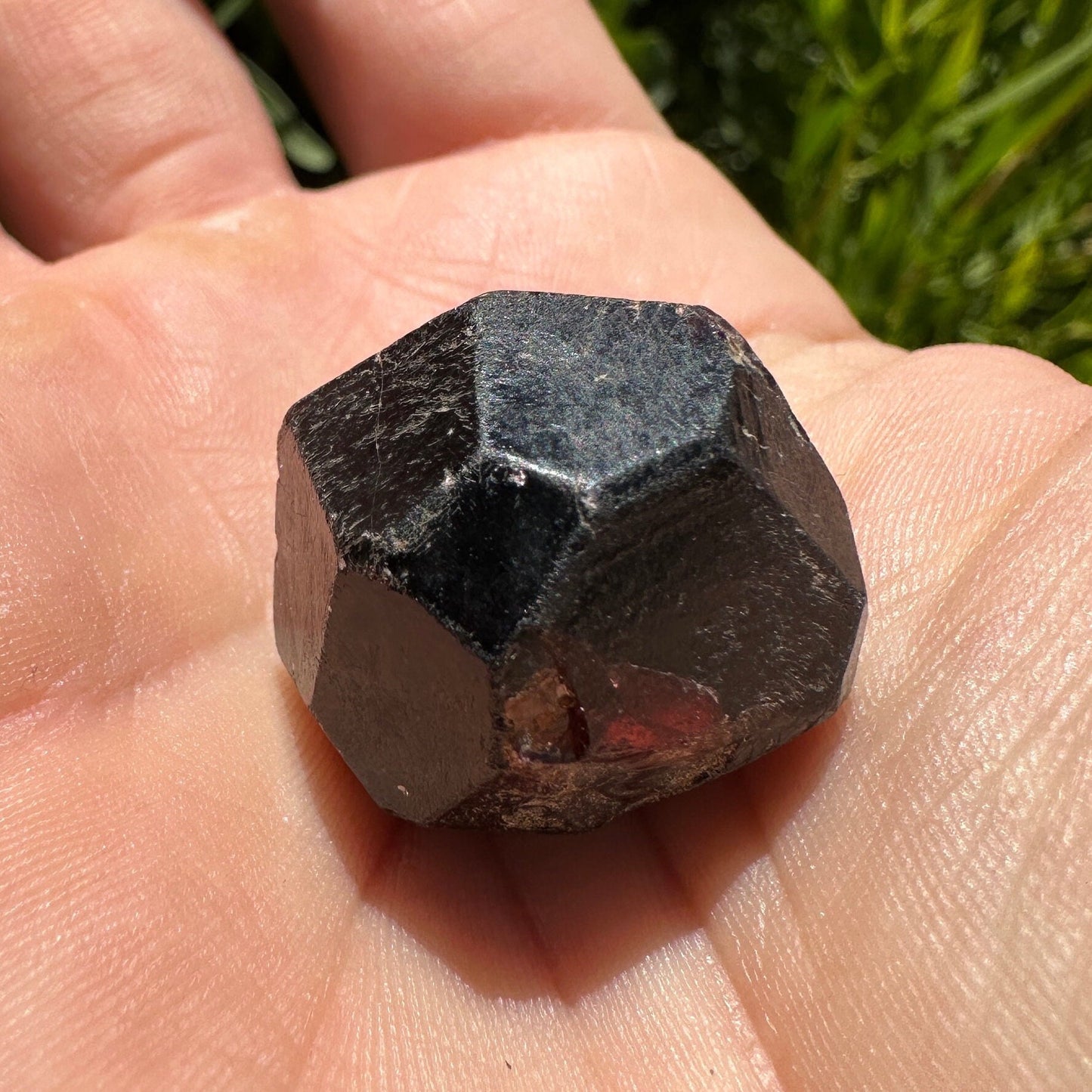 Almandine Garnet, Garnet, Morocco, Natural Garnet, Authentic, Manifestation, Protection, Rock Collection, Dodecahedron, 24.38 grams