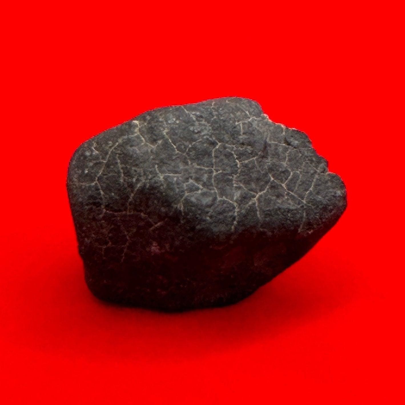 Beautiful Meteorite Hammad Al Hamdra (HaH) Chondrite Meteorite, Stony Meteorite, 15.85 grams, Authentic Meteorite,Astronomy Gift, Space Gift