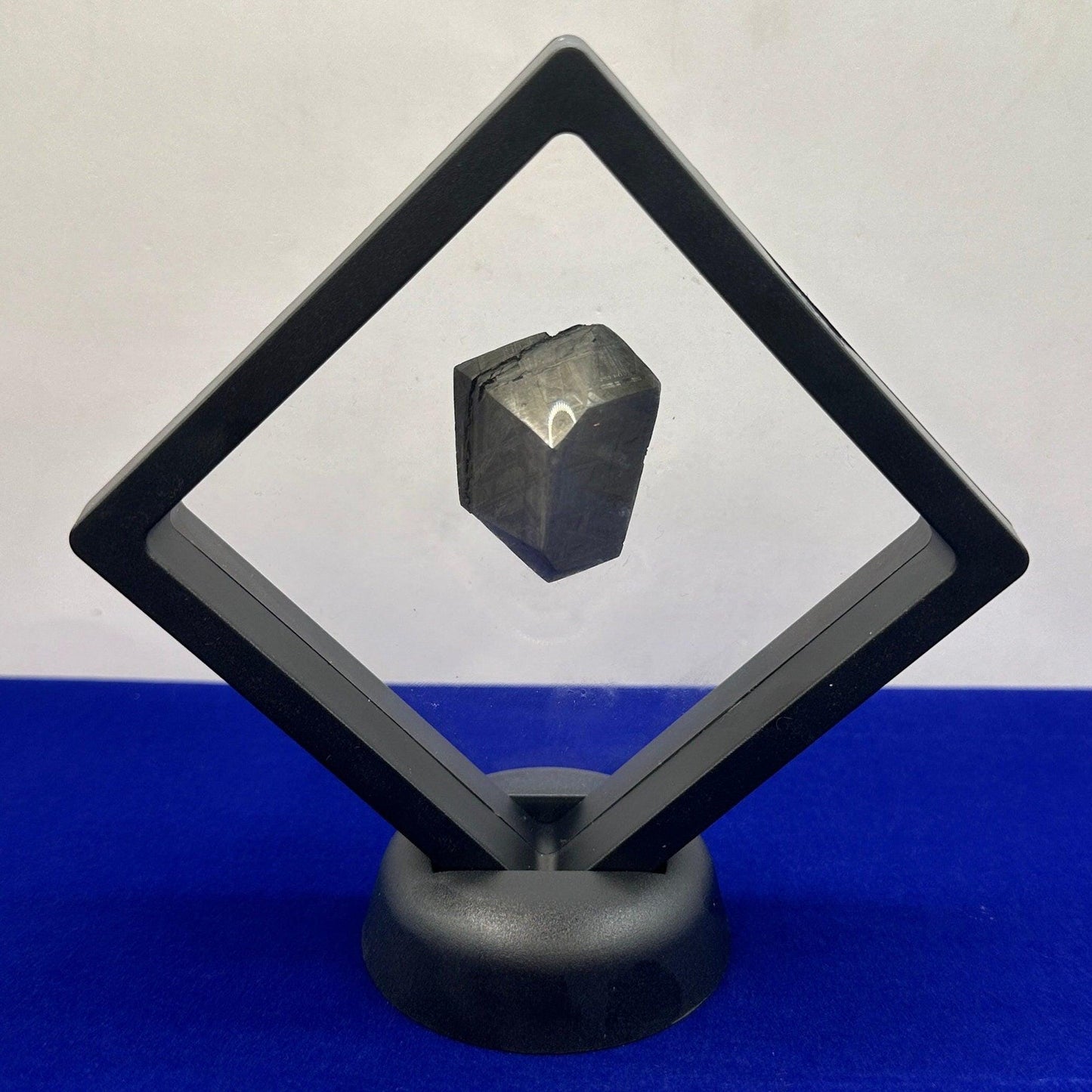 Muonionalusta Meteorite, Triangular Shaped, Etched and Polished, Sweden, Astronomy Gift, Authentic Muonionalusta Meteorite, 34.43 grams