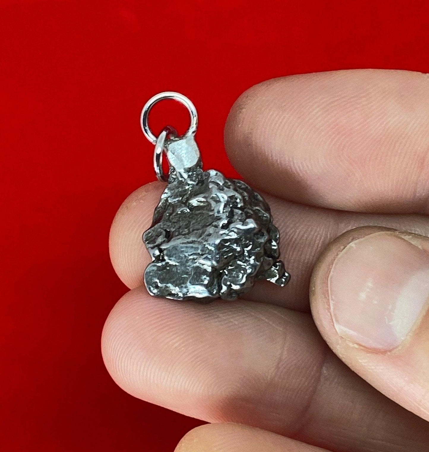 Meteorite Campo del Cielo Pendant 6.94 grams, Beautiful and unique meteorite formation, a gift from the cosmos