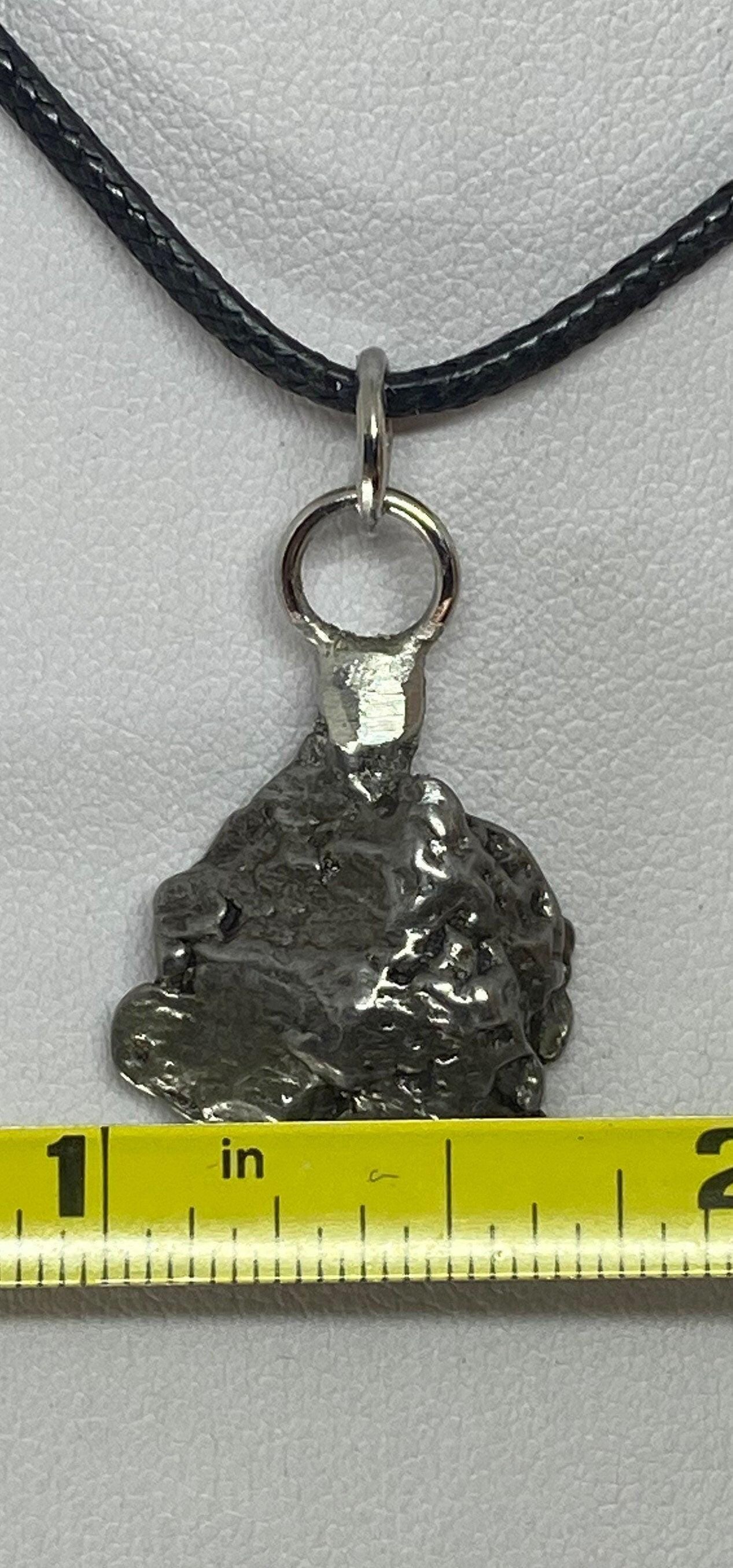 Meteorite Campo del Cielo Pendant 6.94 grams, Beautiful and unique meteorite formation, a gift from the cosmos