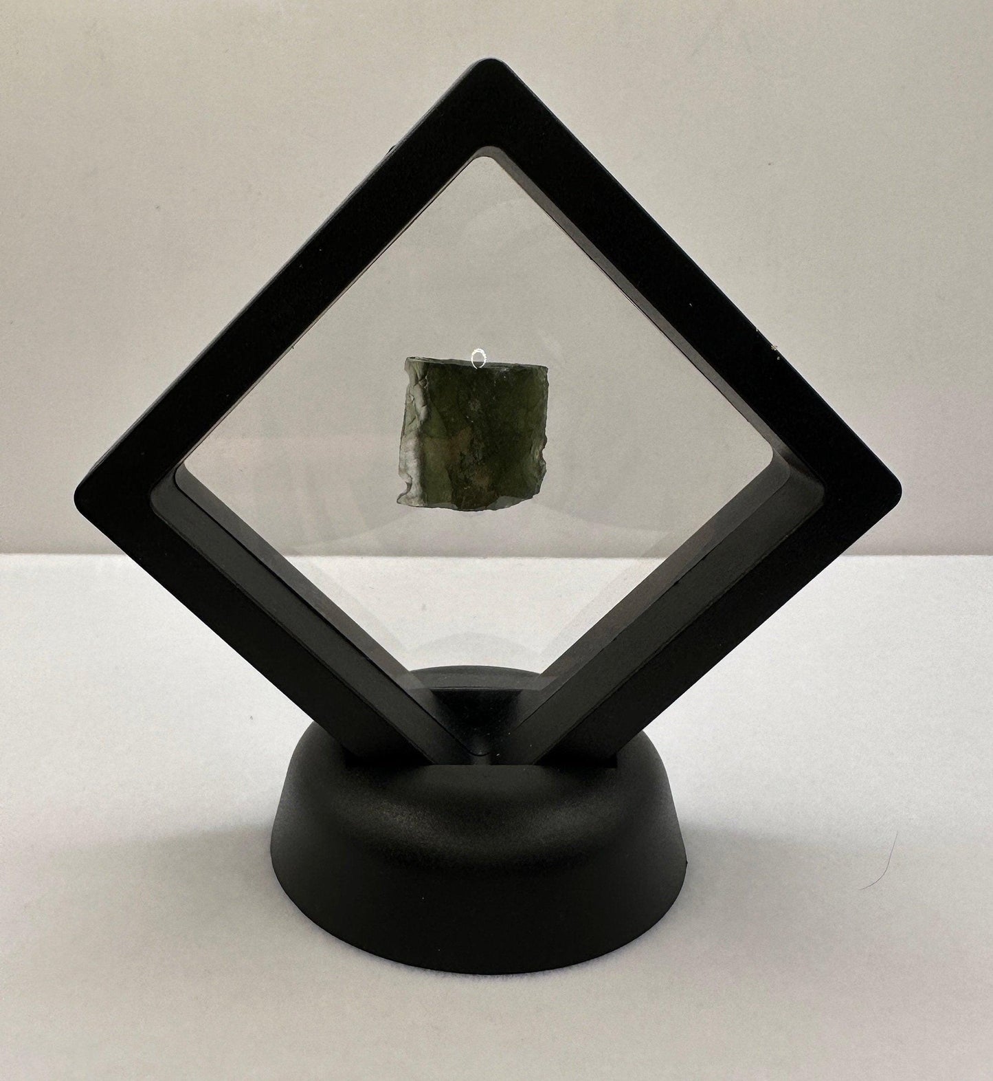 Moldavite Tektite Specimen, High Quality, Transformation, Manifestation, Reiki, Authentic Moldavite Specimen, 4.50 grams|22.5 carats