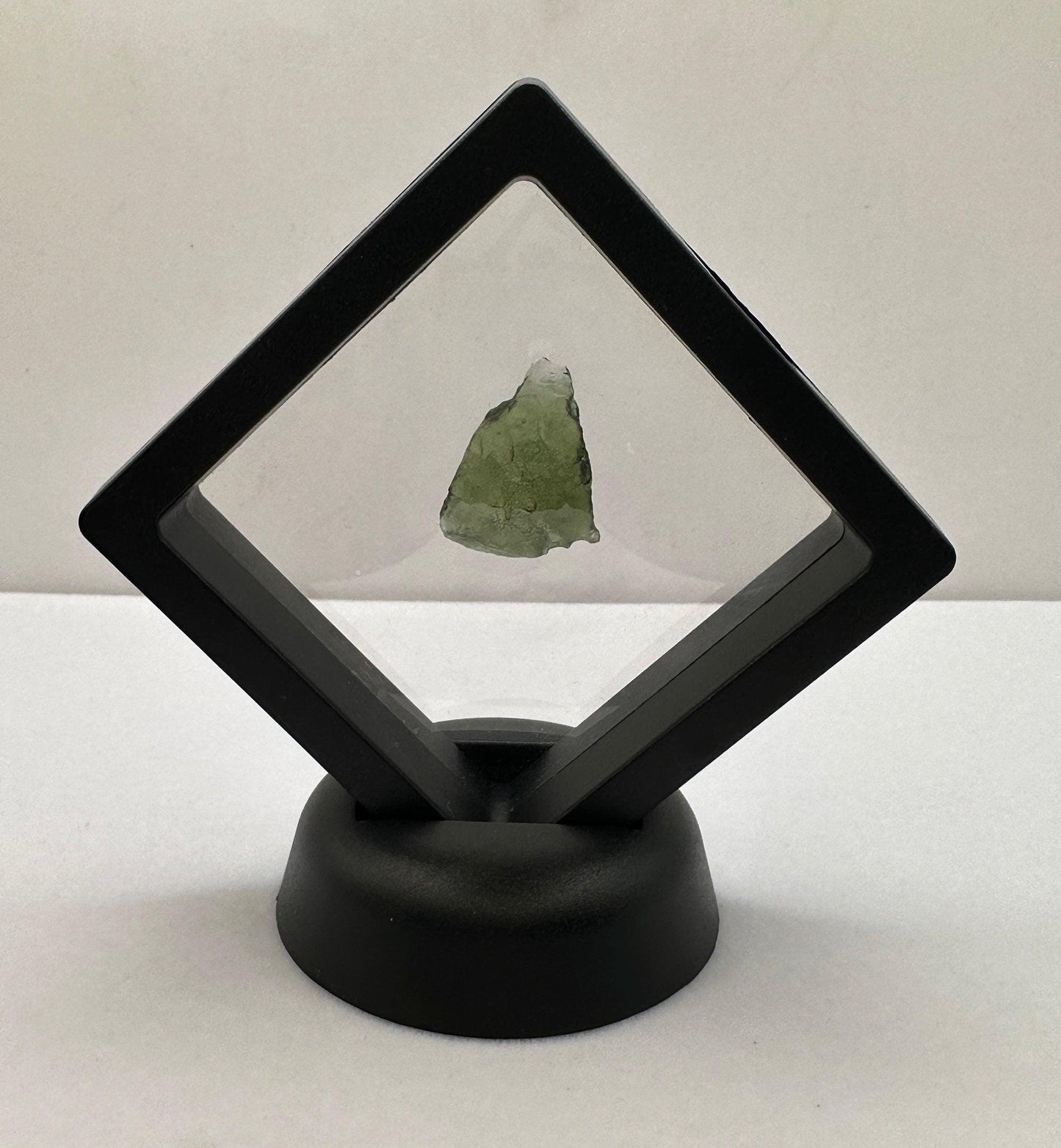 Moldavite Tektite Specimen, Authentic Moldavite, Transformation, Manifestation, Reiki, Authentic Moldavite Specimen, 2.78 grams|13.9 carats