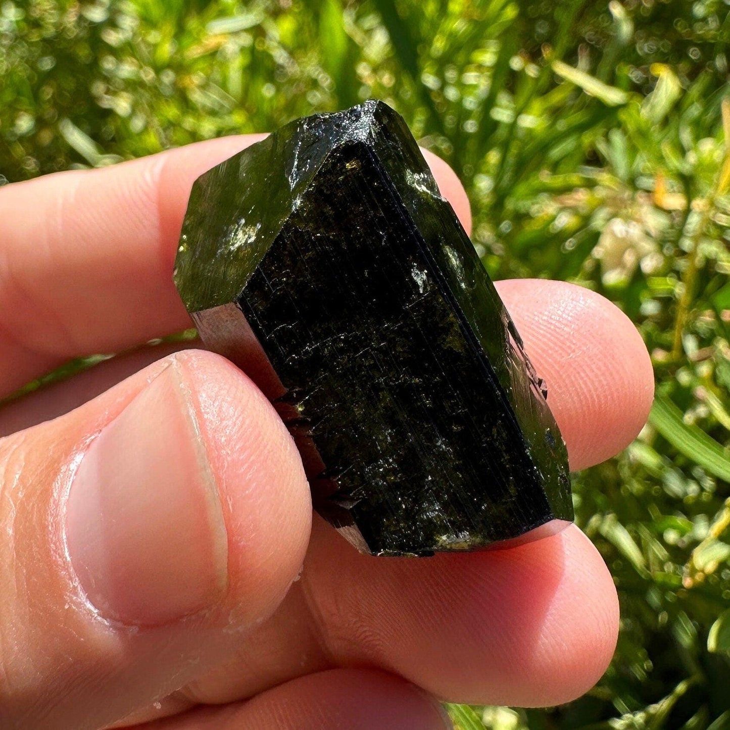 Epidote Crystal Specimen, Epodite, Peruvian Epidote, Crystal Collection, Manifestation, Manifestation Talisman, Reiki Healing, 24.49 Grams