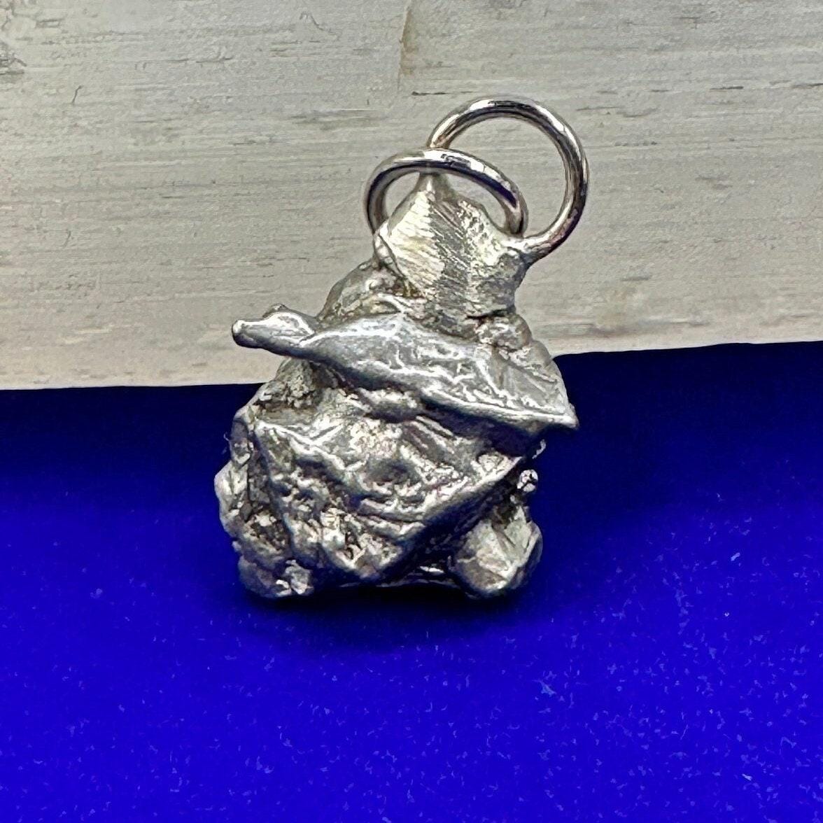 Beautiful Meteorite Campo del Cielo Pendant 5.64 grams, Astronomy Gift, Authentic Meteorite, Meteorite Jewelry, Meteorite Pendant, COA