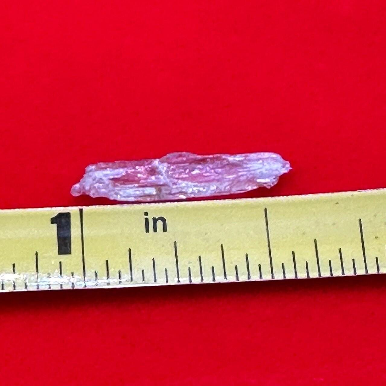 North Carolina Hiddenite, Authentic Hiddenite Crystal, Rare and Unique Crystal, Hiddenite Crystal, Healing Crystal, Reiki, 1.0 carat