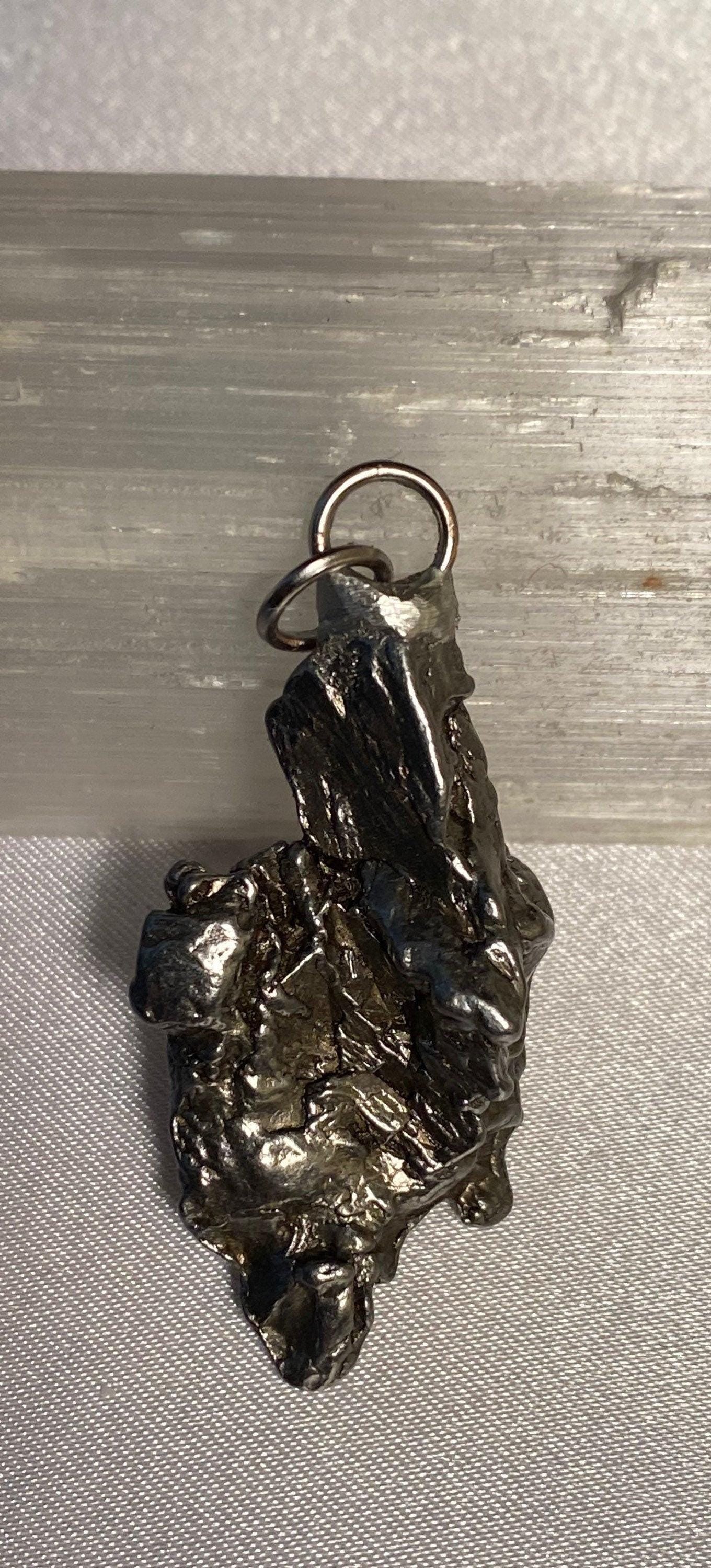 Meteorite Campo del Cielo Nugget Pendant 14.71 grams, a beautiful and unique shape, beautiful shiny smooth back,a gift from the cosmos