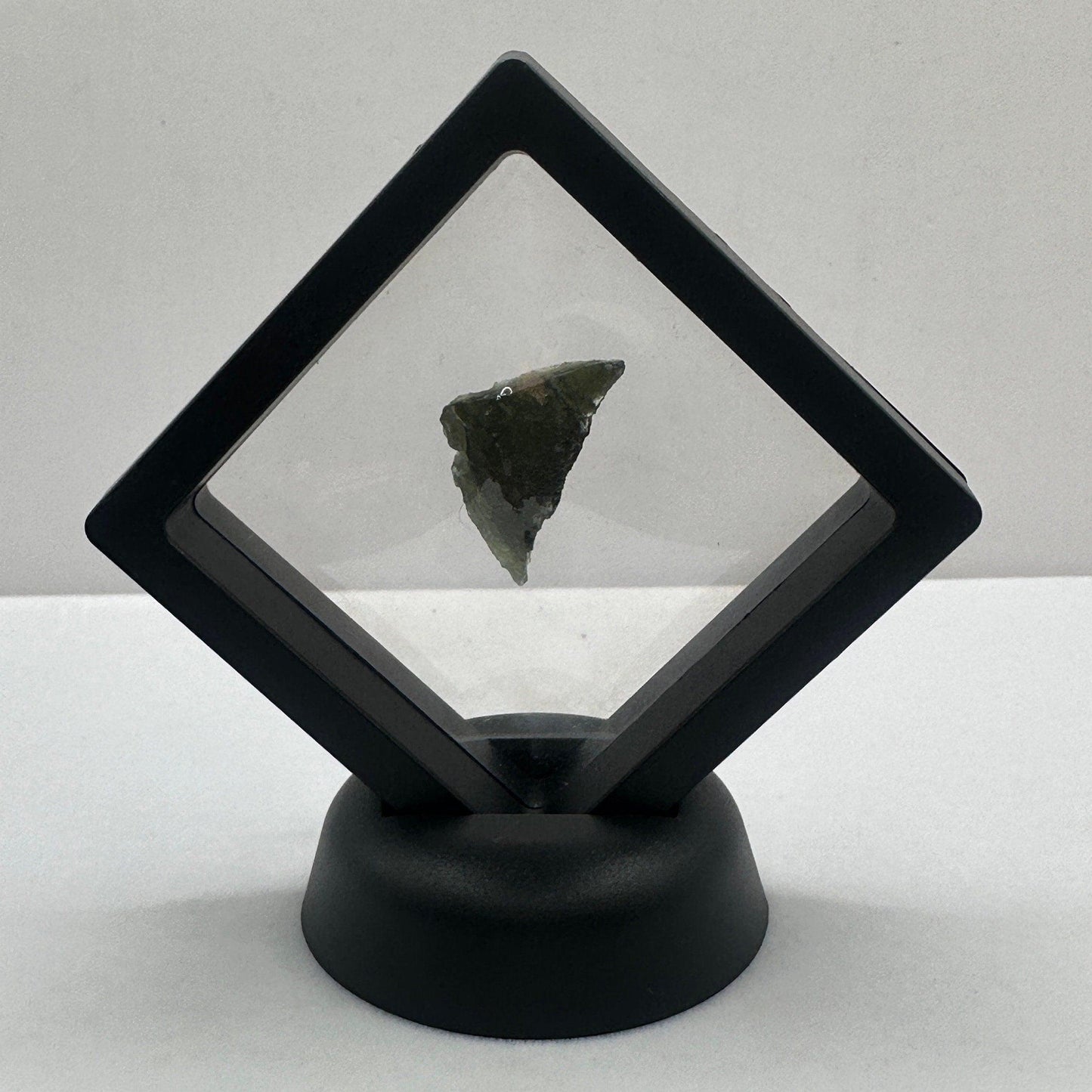 Moldavite Tektite Specimen, High Quality, Transformation, Manifestation, Reiki, Athentic, Moldavite Crystal, 4.17 grams|20.85 carats