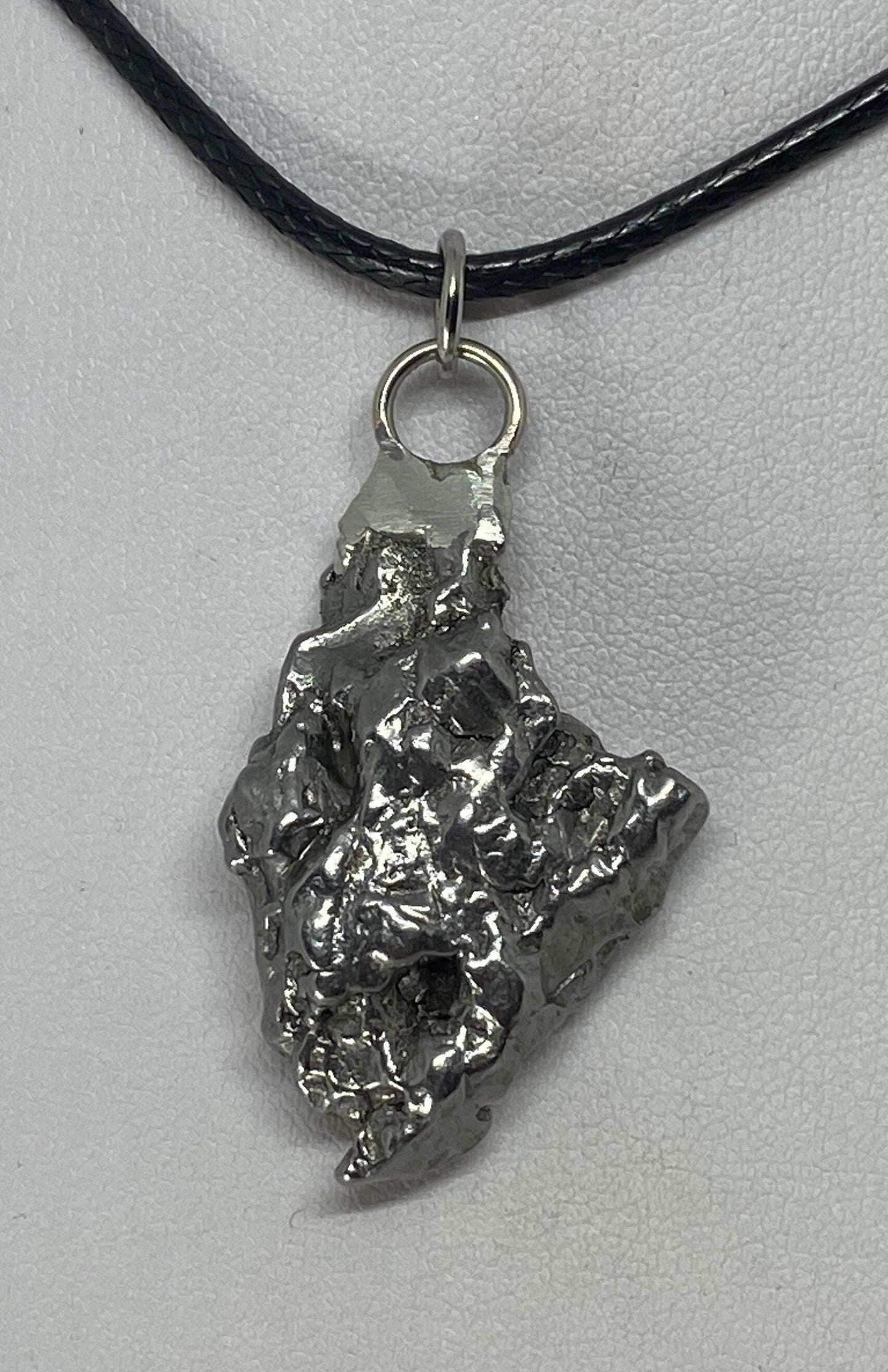 Beautiful Meteorite Campo del Cielo Pendant 16.45 grams, Beautiful and unique meteorite formation, Astronomy Gift