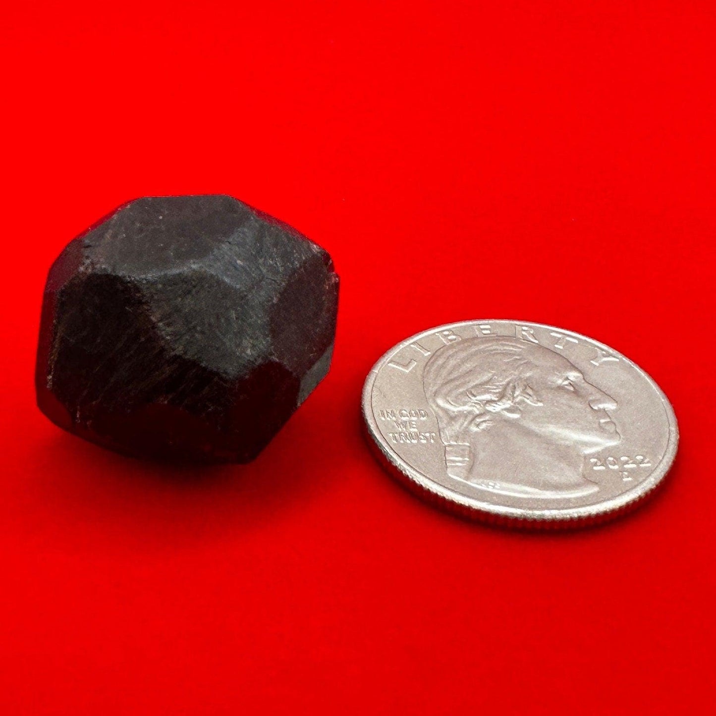 Almandine Garnet, Garnet, Morocco, Natural Garnet, Authentic, Manifestation, Protection, Rock Collection, Dodecahedron, 18.32 grams