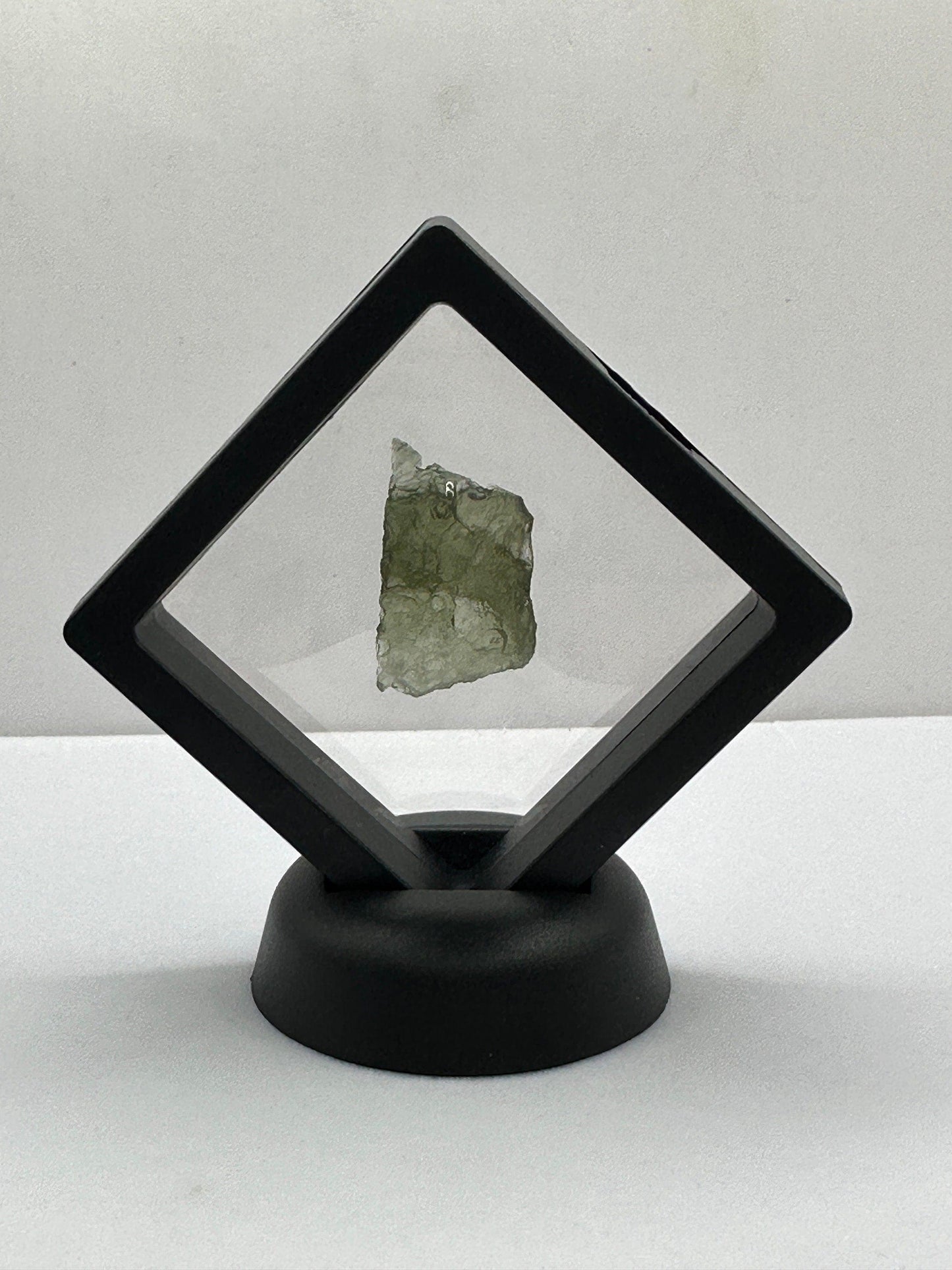 Moldavite Tektite Specimen, High Quality, Transformation, Manifestation, Reiki, Authentic Moldavite Specimen, 4.19 grams|20.95 carats