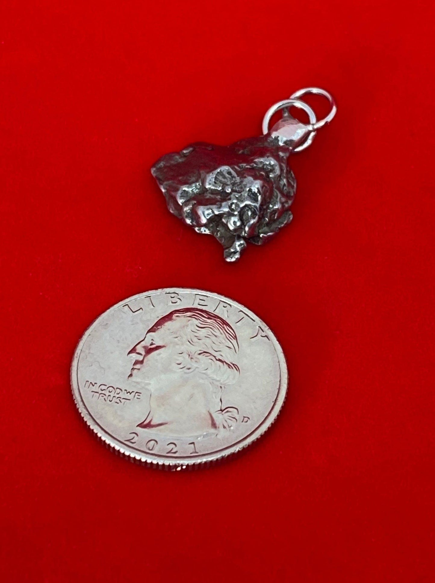 Meteorite Campo del Cielo Pendant 6.94 grams, Beautiful and unique meteorite formation, a gift from the cosmos