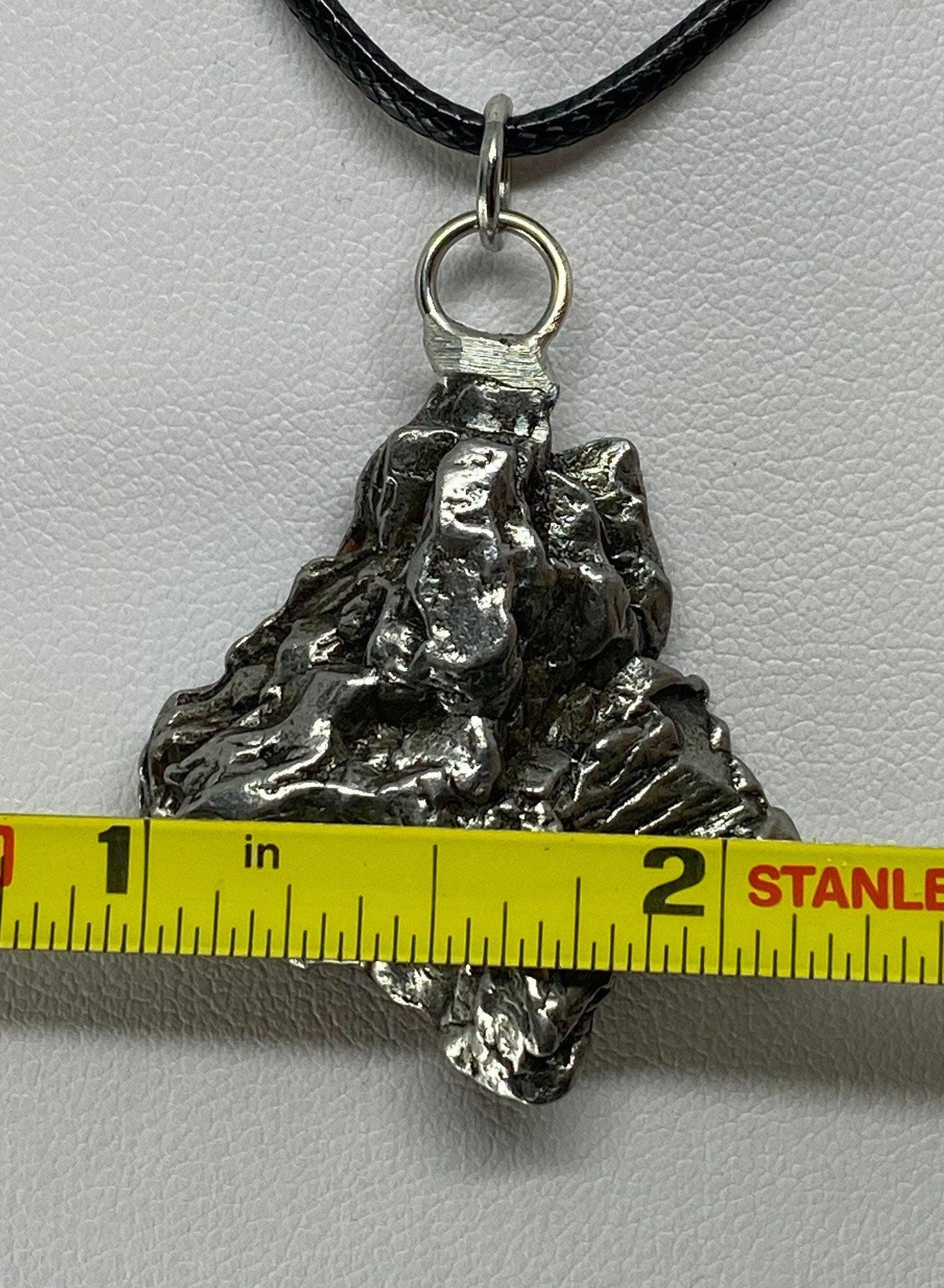 Meteorite Campo del Cielo Pendant 18.61 grams, Beautiful and unique meteorite formation, a gift from the cosmos