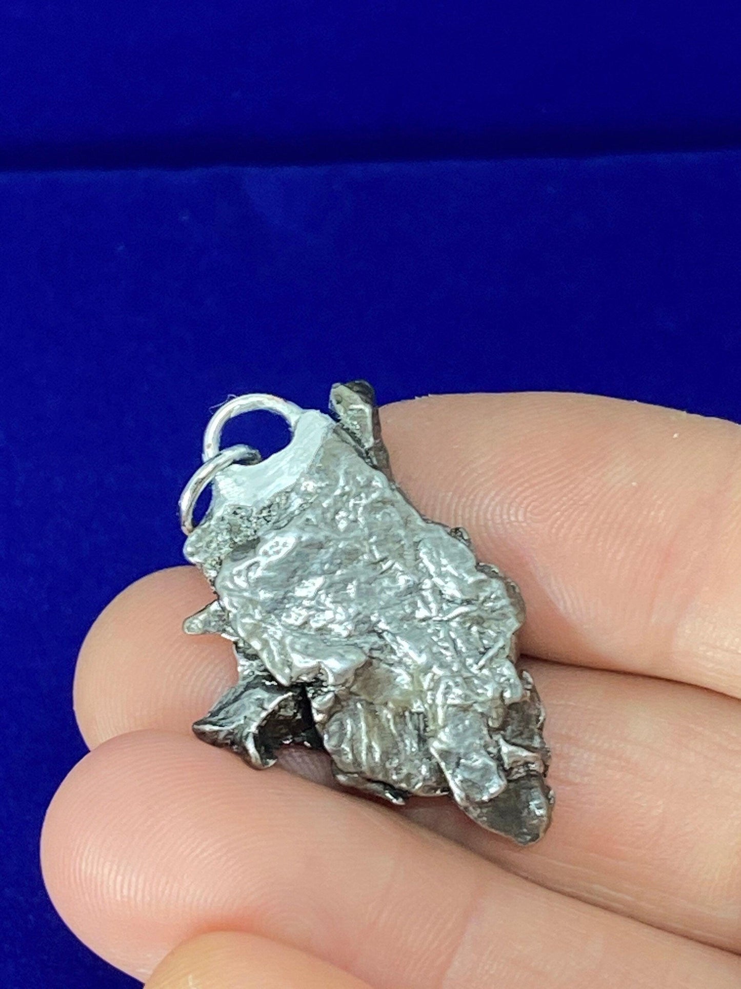 Beautiful Meteorite Campo del Cielo Pendant 14.58 grams, Beautiful and unique meteorite formation, a gift from the cosmos