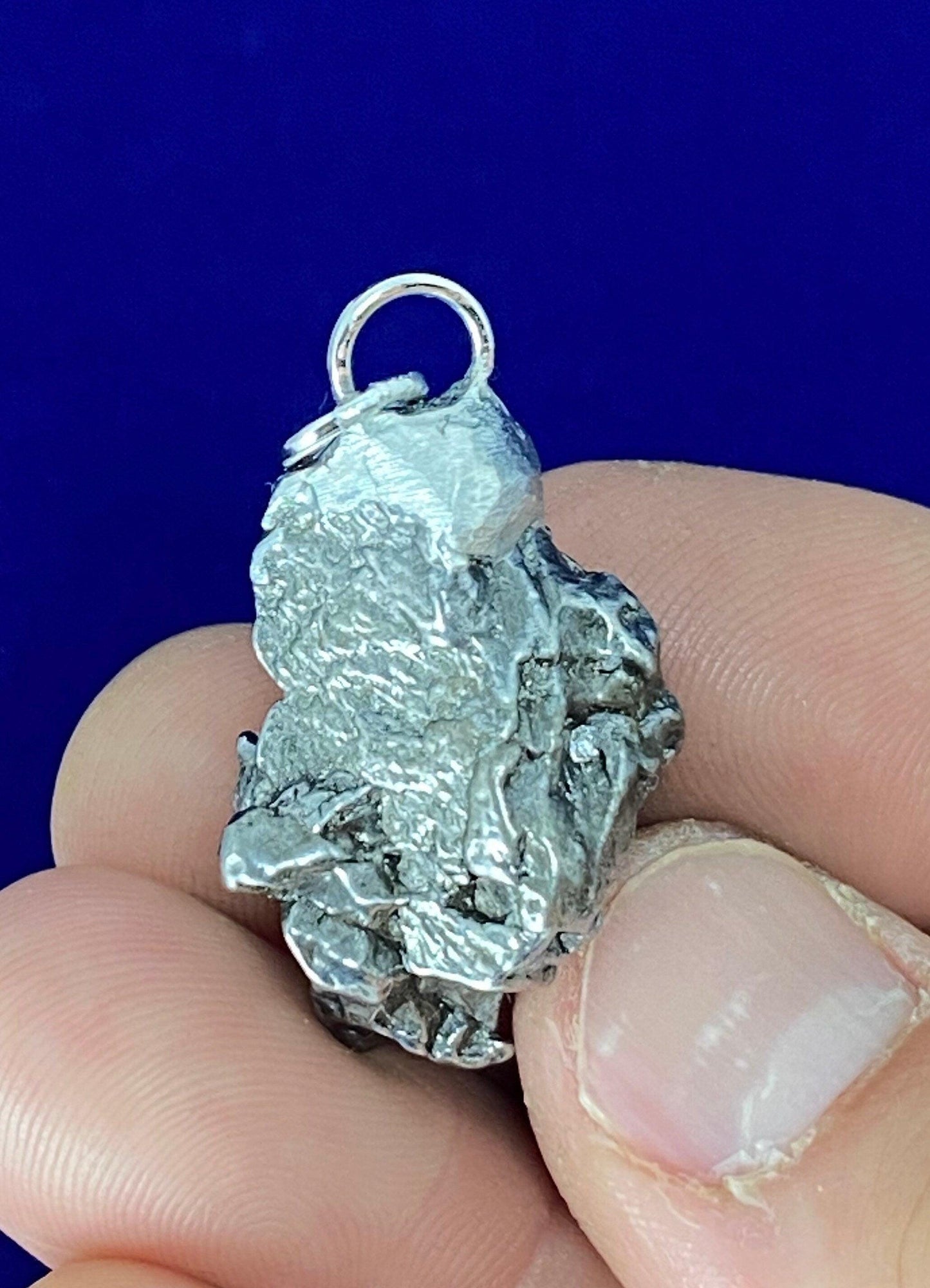 Beautiful Meteorite Campo del Cielo Pendant 16.72 grams, Beautiful and unique meteorite formation, a gift from the cosmos