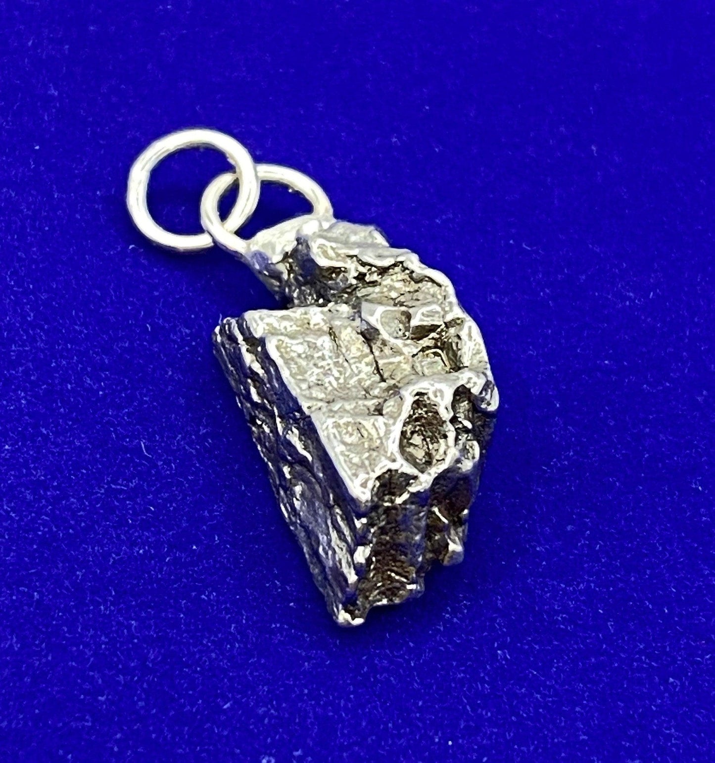 Rare Meteorite Campo del Cielo Pendant 7.92 grams, Beautiful and unique meteorite formation, Cosmos, Space Gift, Astronomy Gift