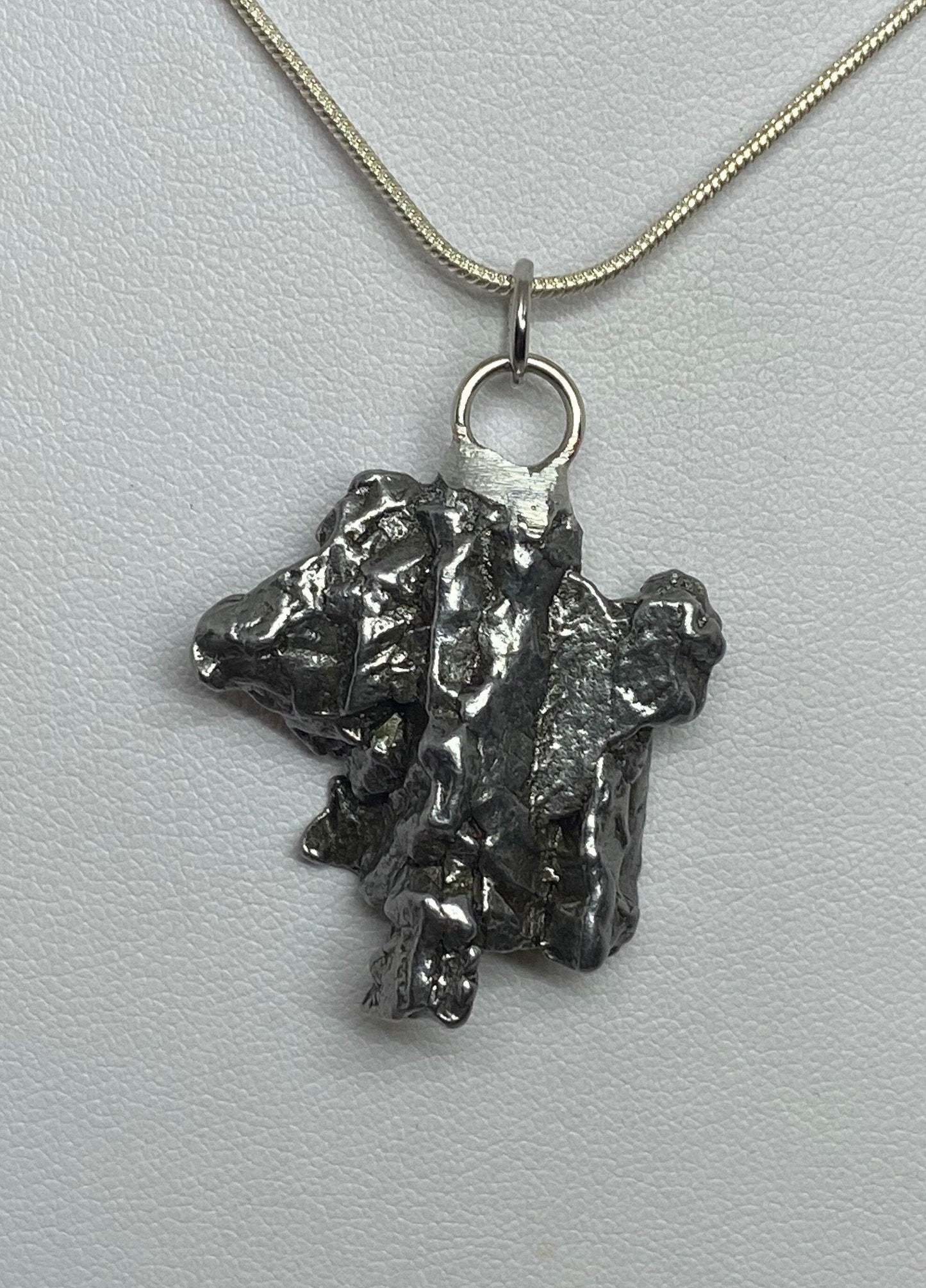 Meteorite Campo del Cielo Pendant 18.67 grams, Beautiful and unique meteorite formation, a gift from the cosmos