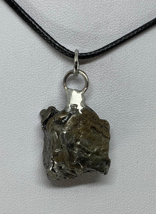 Rare Meteorite Campo del Cielo Pendant 14.35 grams, Beautiful formation, a gift from the cosmos, free shipping!