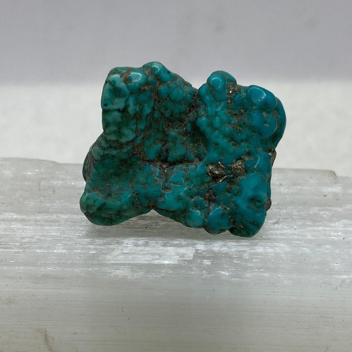 Beautiful High Quality Kingman Turquoise, Nugget, Ithaca Peak, Rock Collection, Reiki, Pyrite, Arizona Turquoise, 12.84 grams|64.2 carats