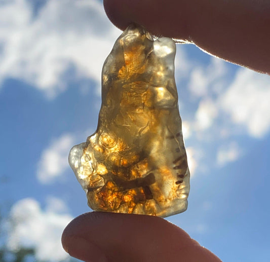 Beautiful Green Libyan Desert Glass, Tektite, Golden Moldavite, Manifestation Talisman, With sand grains, Astronomy gift, 20.32 grams