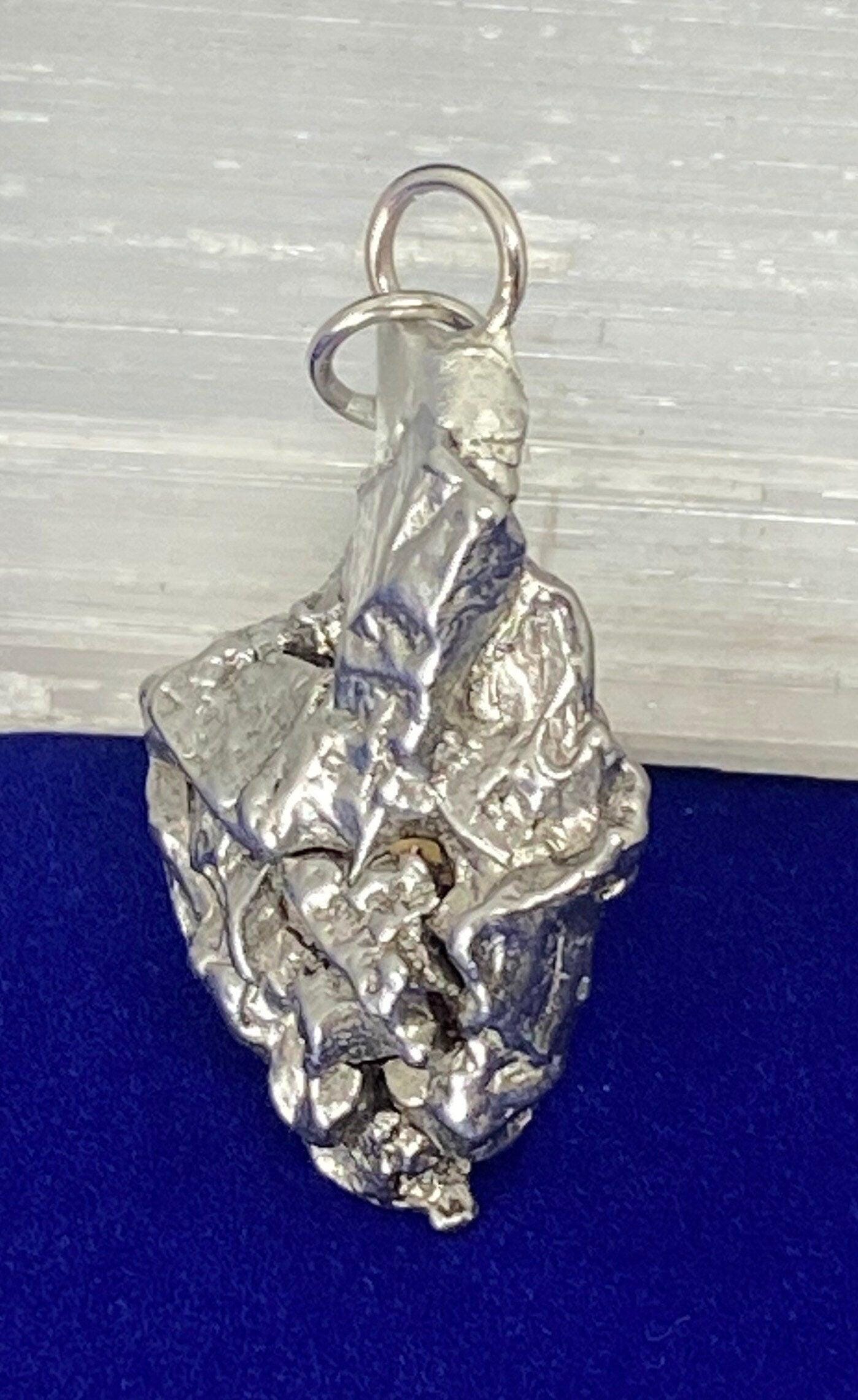 Beautiful Meteorite Campo del Cielo Pendant 16.45 grams, Beautiful and unique meteorite formation, Astronomy Gift