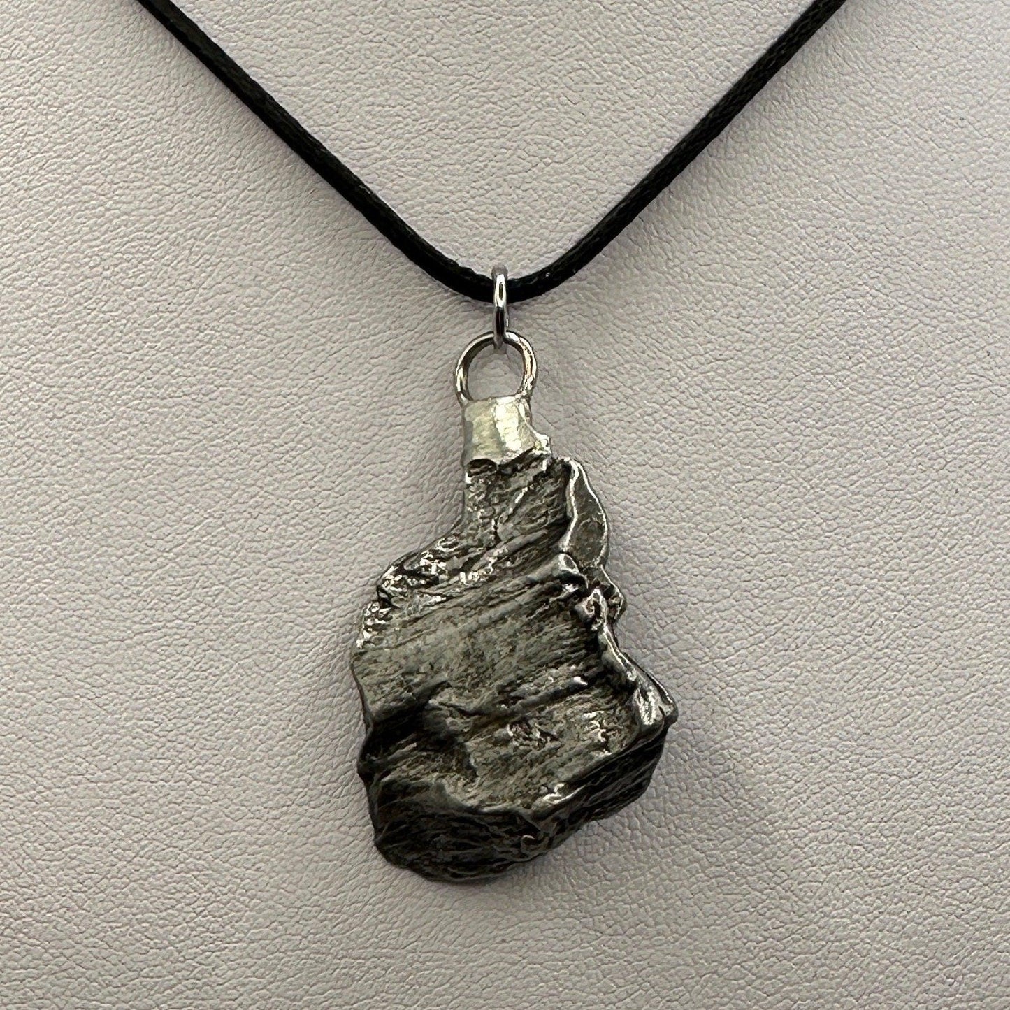 Beautiful Aletai Meteorite Pendant, 21.63 grams, Astronomy Gift, Authentic Meteorite, Meteorite Jewelry, Meteorite Pendant, COA, Space Gift