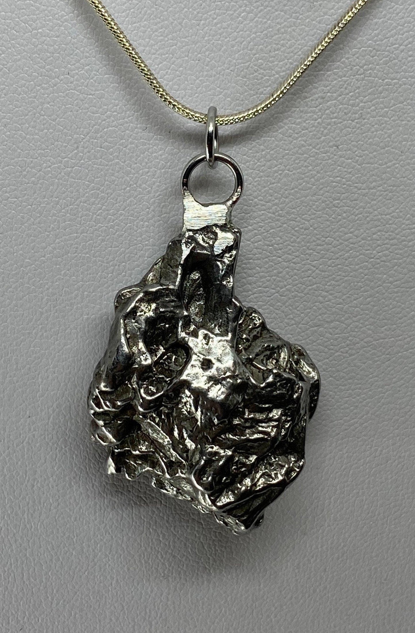 Meteorite Campo del Cielo Pendant 28.85 grams, Beautiful and unique meteorite formation, a gift from the cosmos