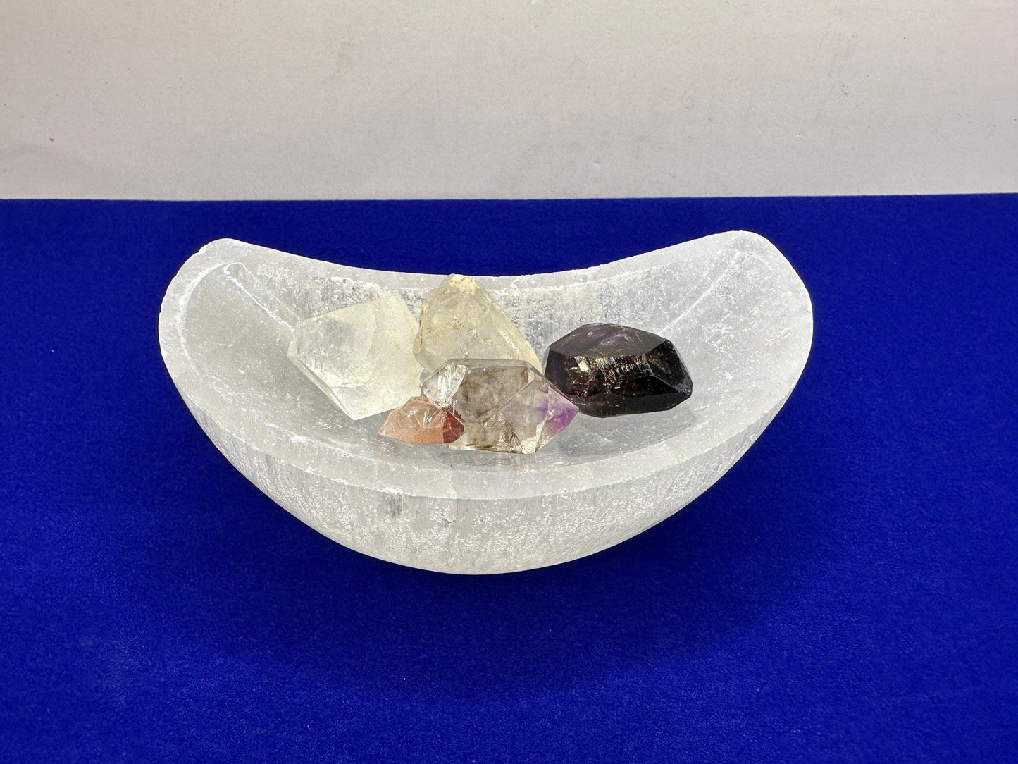 Selenite Charging Bowl, Crecsent Shaped, Moroccan Selenite, Reiki, Handmade Bowl, smooth surfaces, Selenite Crystal Bowl, 6.2 ounces