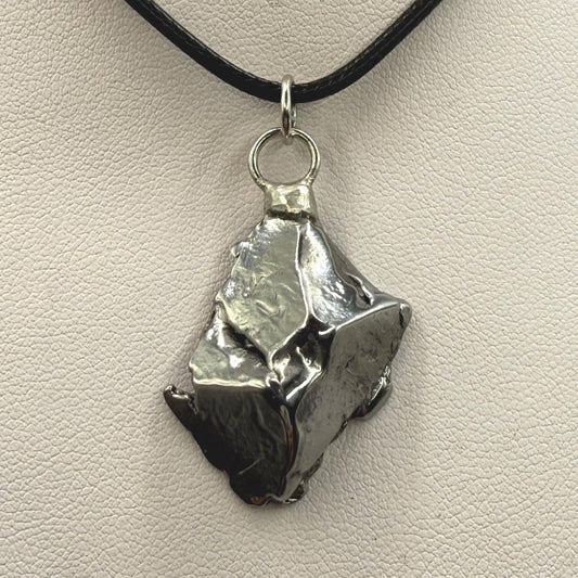 Beautiful Aletai Meteorite Pendant, 13.82 grams, Astronomy Gift, Authentic Meteorite, Meteorite Jewelry, Meteorite Pendant, COA, Space Gift