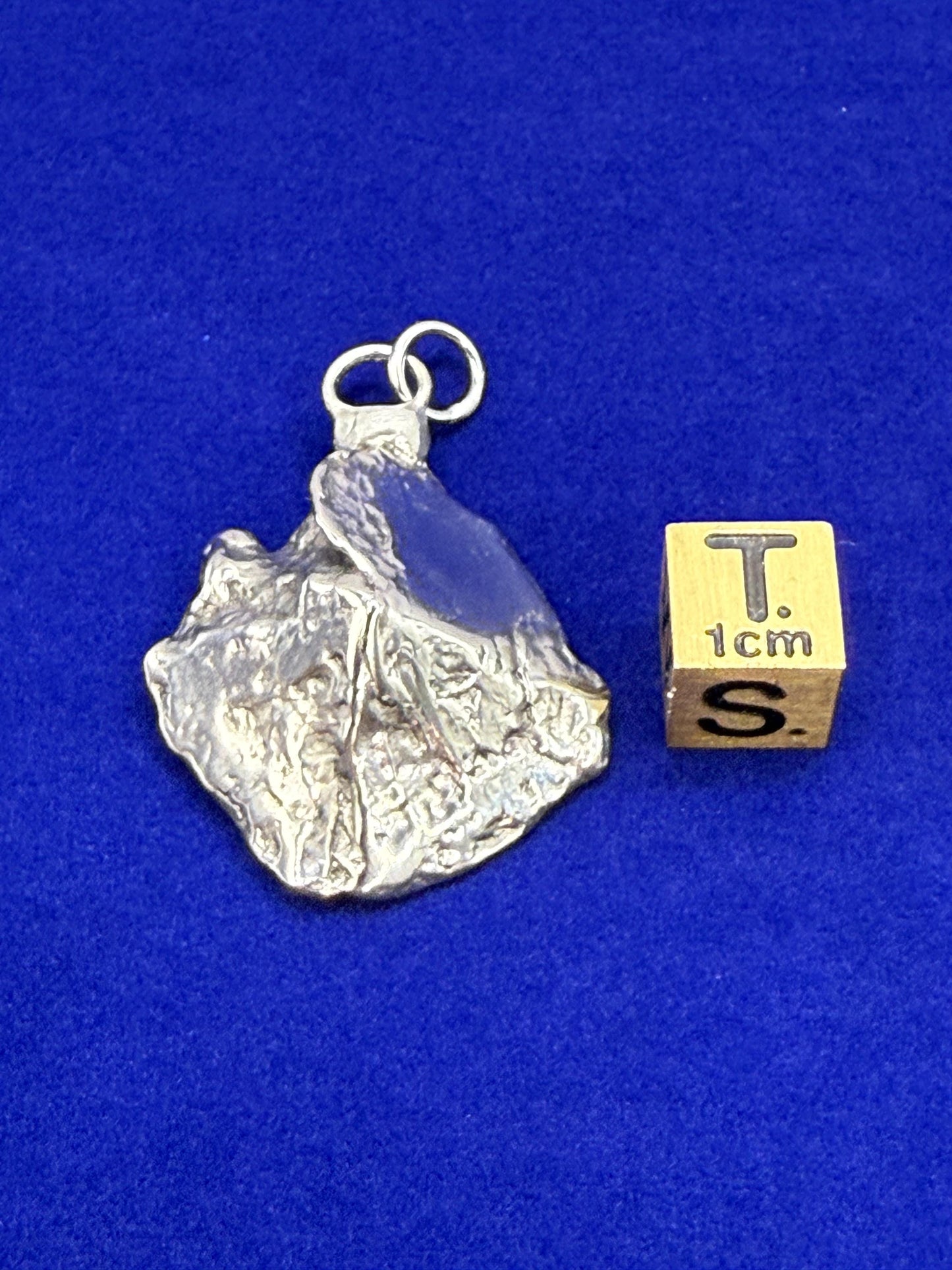 Beautiful Aletai Meteorite Pendant, 23.69 grams, Astronomy Gift, Authentic Meteorite, Meteorite Jewelry, Meteorite Pendant, COA, Space Gift
