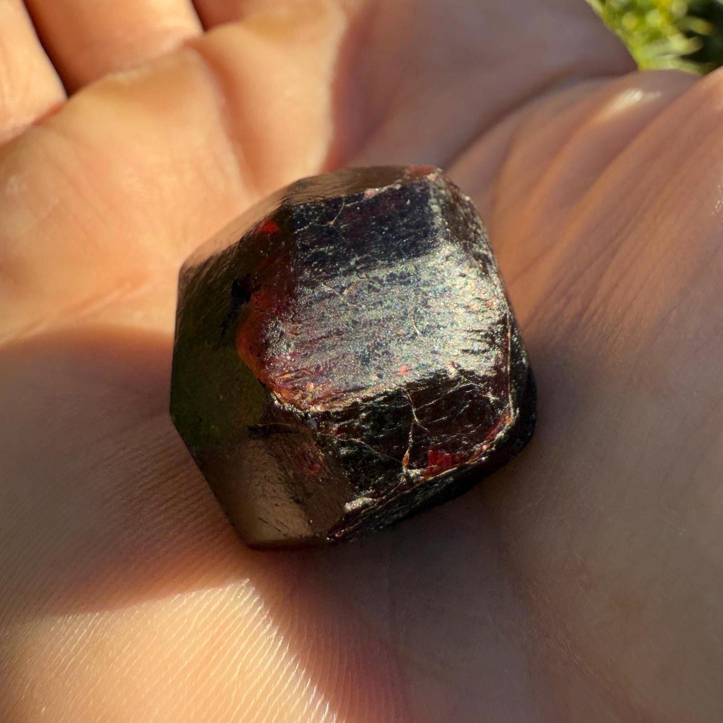 Almandine Garnet, Garnet, Morocco, Natural Garnet, Authentic, Manifestation, Protection, Rock Collection, Dodecahedron, 25.40 grams