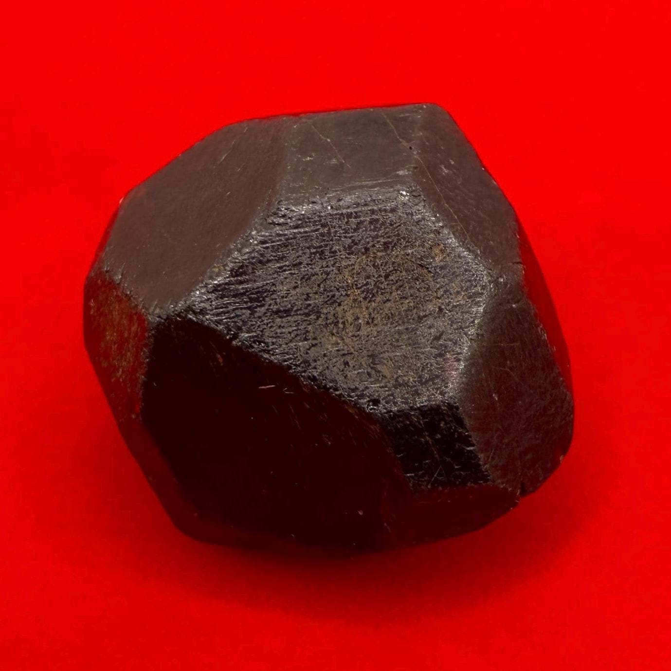 Almandine Garnet, Garnet, Morocco, Natural Garnet, Authentic, Manifestation, Protection, Rock Collection, Dodecahedron, 18.71 grams