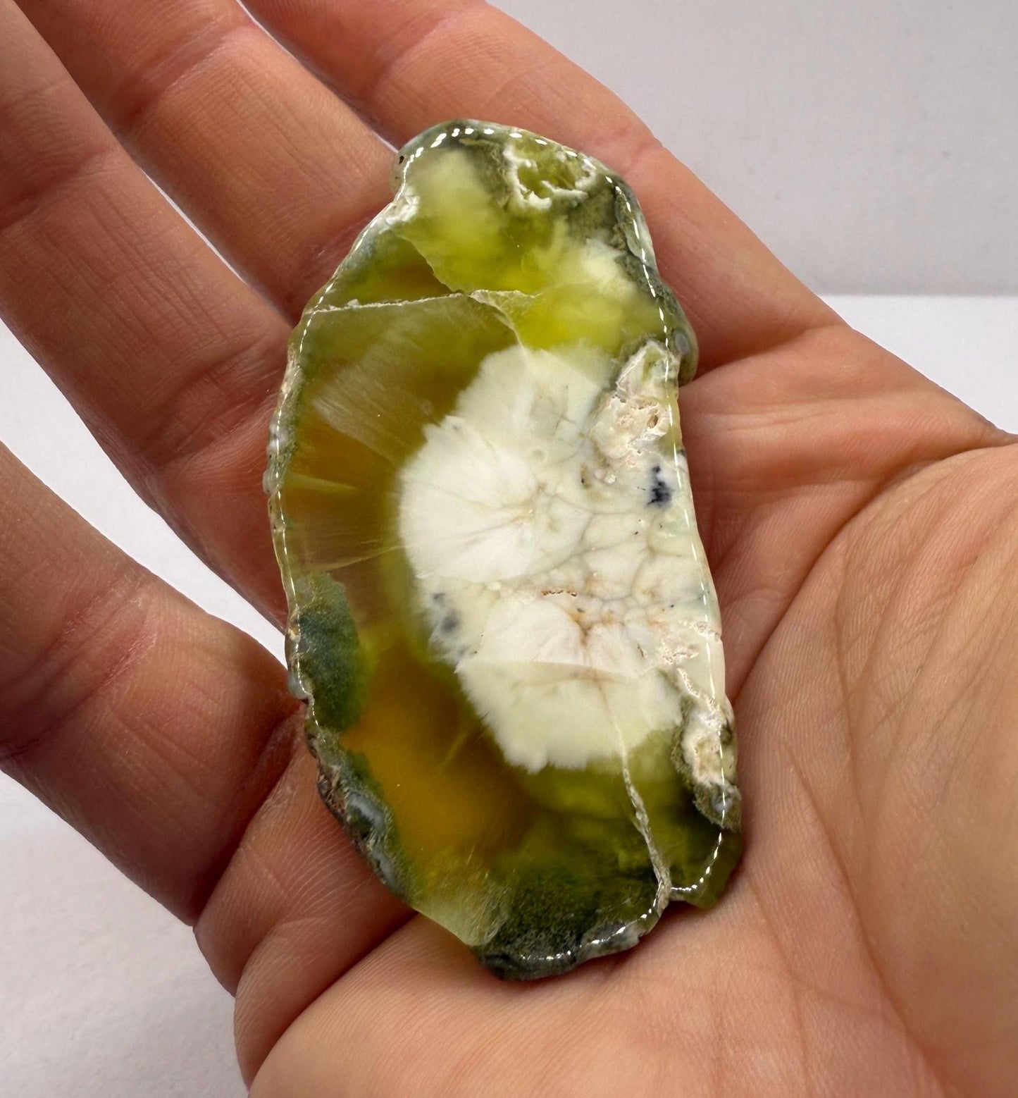 Prehnite Natrolite, Prehnite, Top Quality Prehnite, Australian Prehnite, Lucid Dreaming, Dreams, Reiki Energy, 39.13 grams|195.65 carats