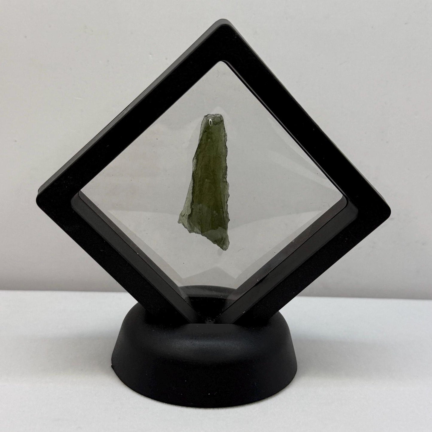 Moldavite Tektite Specimen, High Quality, Transformation, Manifestation, Reiki, Athentic, Moldavite Crystal, 3.63 grams|18.15 carats