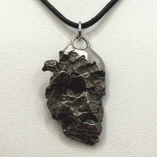Campo del Cielo Meteorite Pendant, Moving Piece, Meteorite Jewelry, Iron Meteorite, Meteorite Pendant, COA, Astronomy Gift, 17.45 Grams