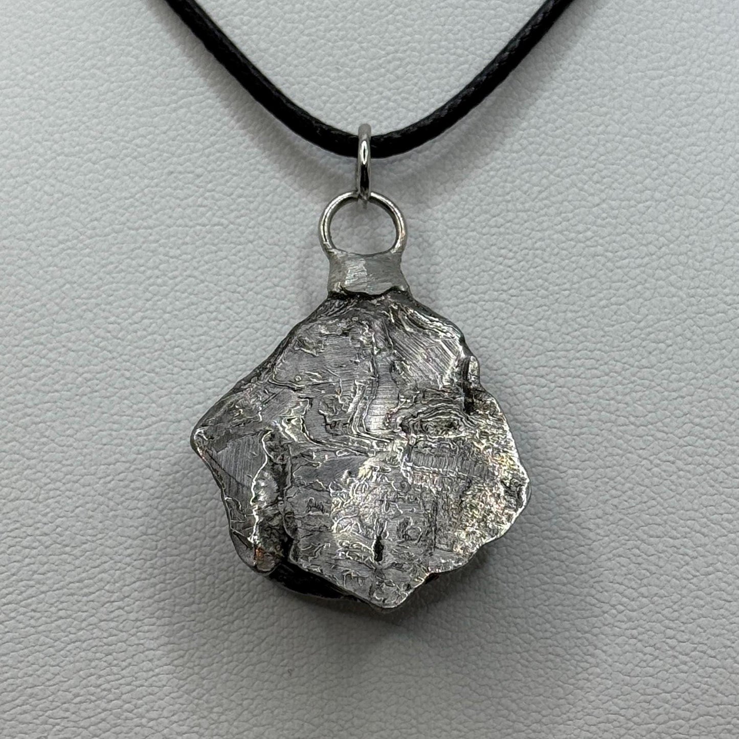 Beautiful Aletai Meteorite Pendant, 17.04 grams, Widmanstätten pattern, Astronomy Gift, Authentic Meteorite, Meteorite Jewelry, COA, Space