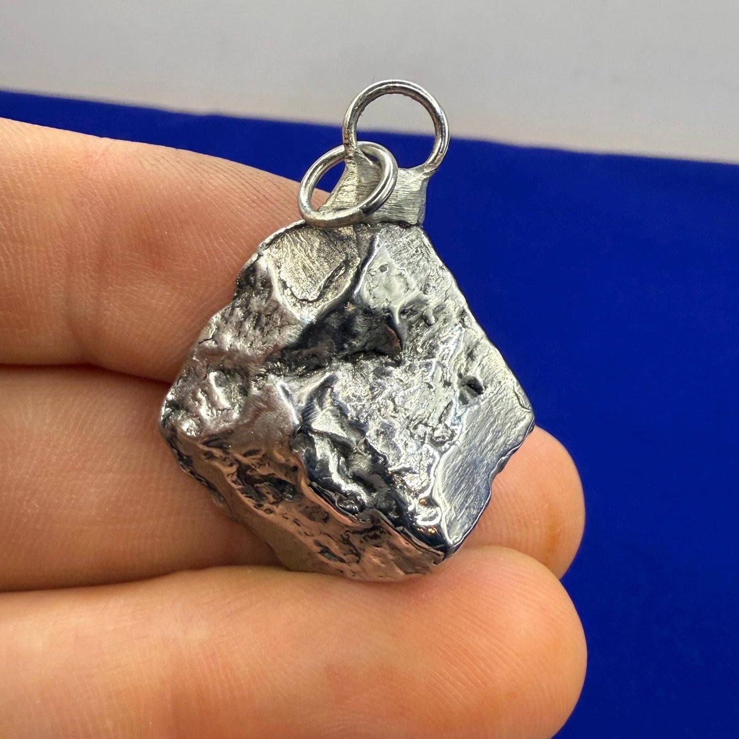 Beautiful Aletai Meteorite Pendant, 17.04 grams, Widmanstätten pattern, Astronomy Gift, Authentic Meteorite, Meteorite Jewelry, COA, Space