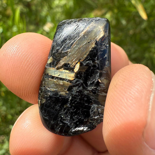 Nuummite Stone, Natural Nuummite, Greenland, Reiki, Rock Collection, Manifesting, Grounding, Energy Work, Reiki Creativity, 8.91 grams