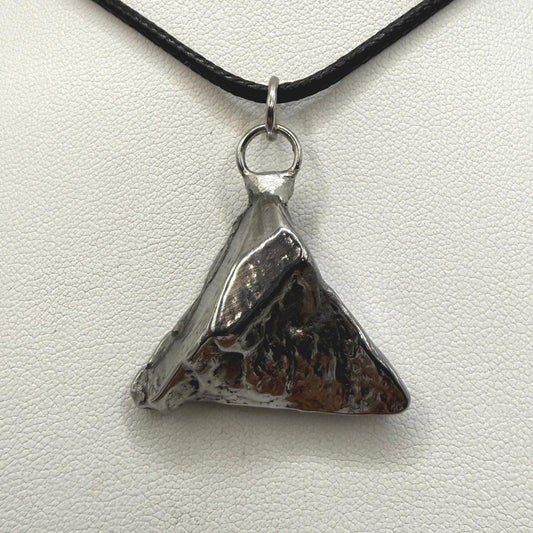 Beautiful Aletai Meteorite Pendant, 18.87 grams, Astronomy Gift, Authentic Meteorite, Meteorite Jewelry, Meteorite Pendant, COA, Space Gift