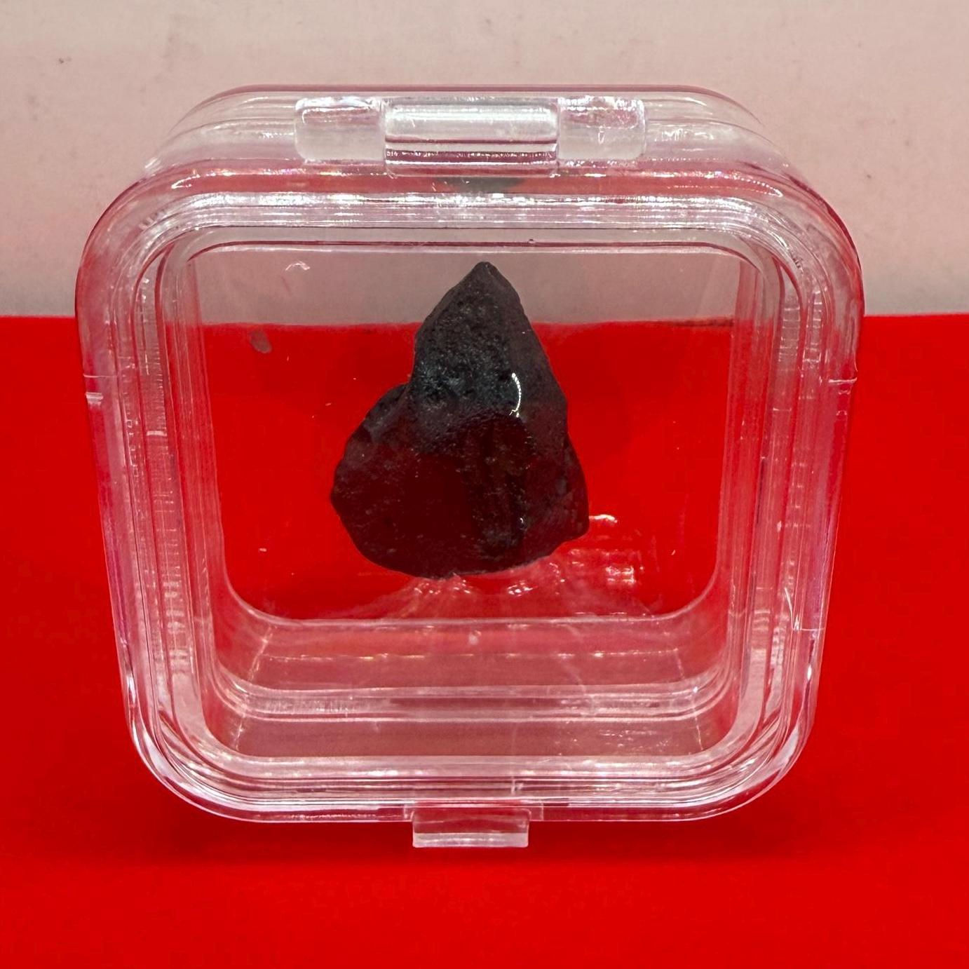 Beautiful Tektite, Indonesia, Indochinite Tektite, Rock Impactite, Energy Work, Reiki, 5.43 grams, Astronomy Gift, Tektite, Space Gift