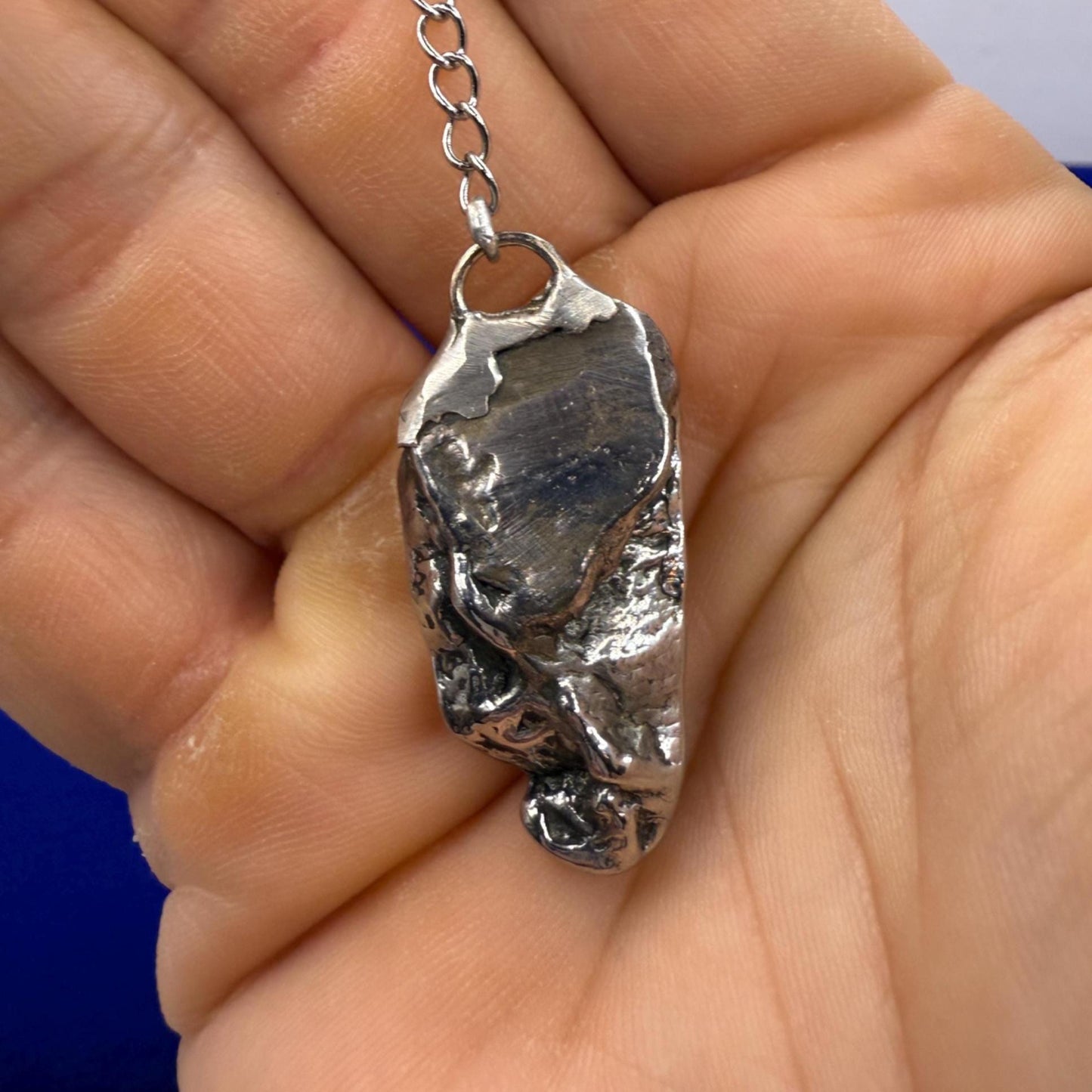 Beautiful Aletai Meteorite Pendulum, 22.07 grams, Astronomy Gift, Meditation Tool, Authentic Meteorite, Pendulum, Meteorite Pendant