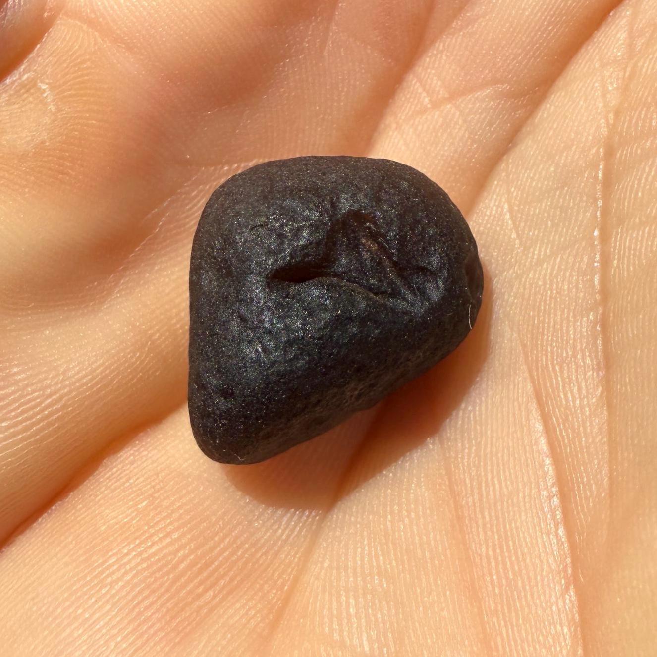 Saffordite Specimen, Cintamani, Rare and Beautiful,  Triangle on Surface, Shamanic, Arizona, Pseudotektite, Obsidian, Metaphysical, 4.68g