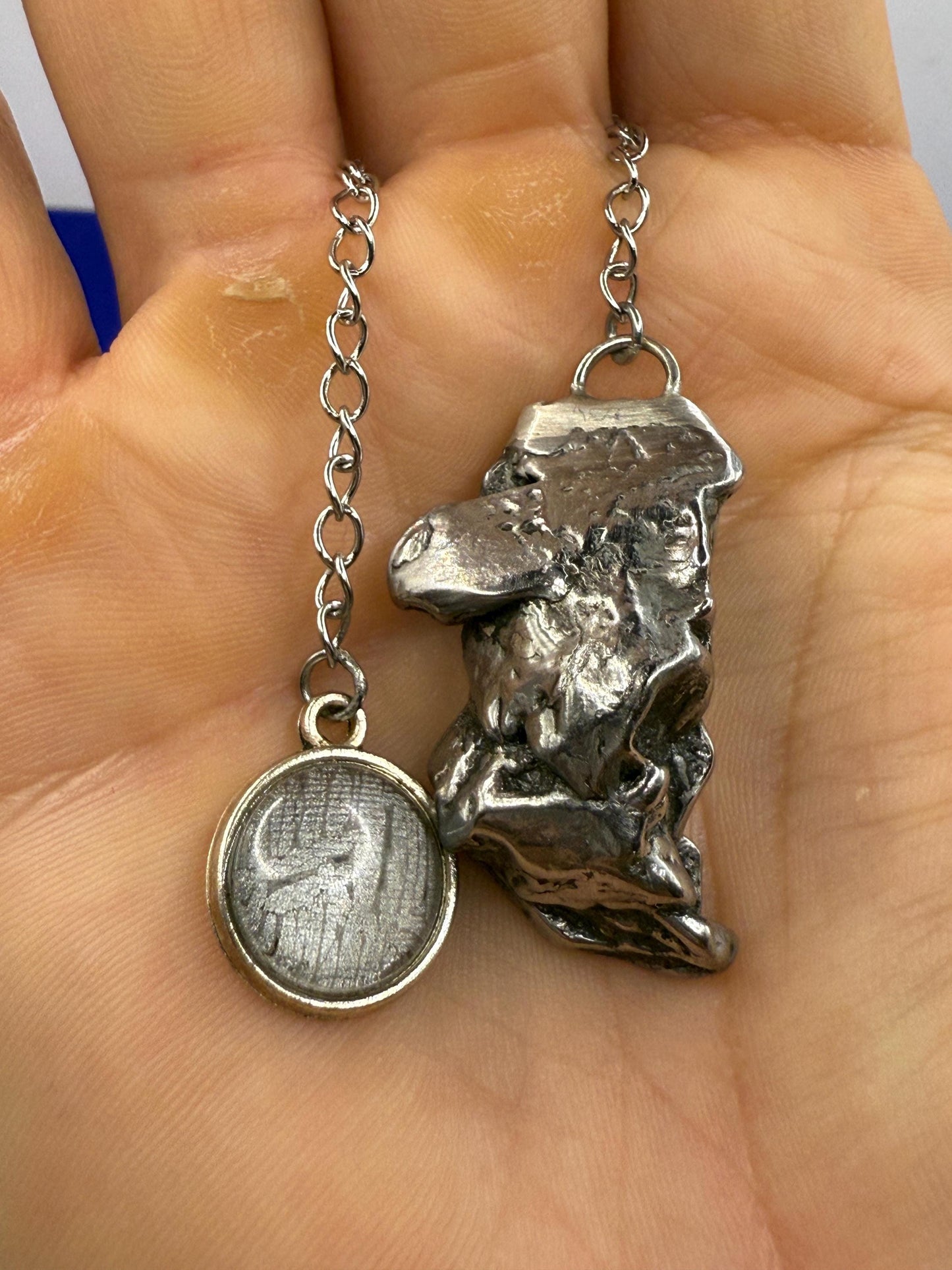 Beautiful Aletai Meteorite Pendulum, 24.75 grams, Astronomy Gift, Meditation Tool, Authentic Meteorite, Pendulum, Meteorite Pendant