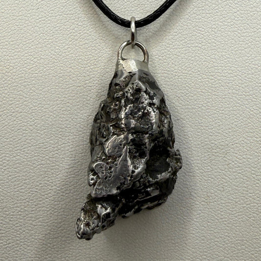 Uruaçu Meteorite Pendant: Uruacu, Rare Iron Space Gift, Brazil, 32.62 grams