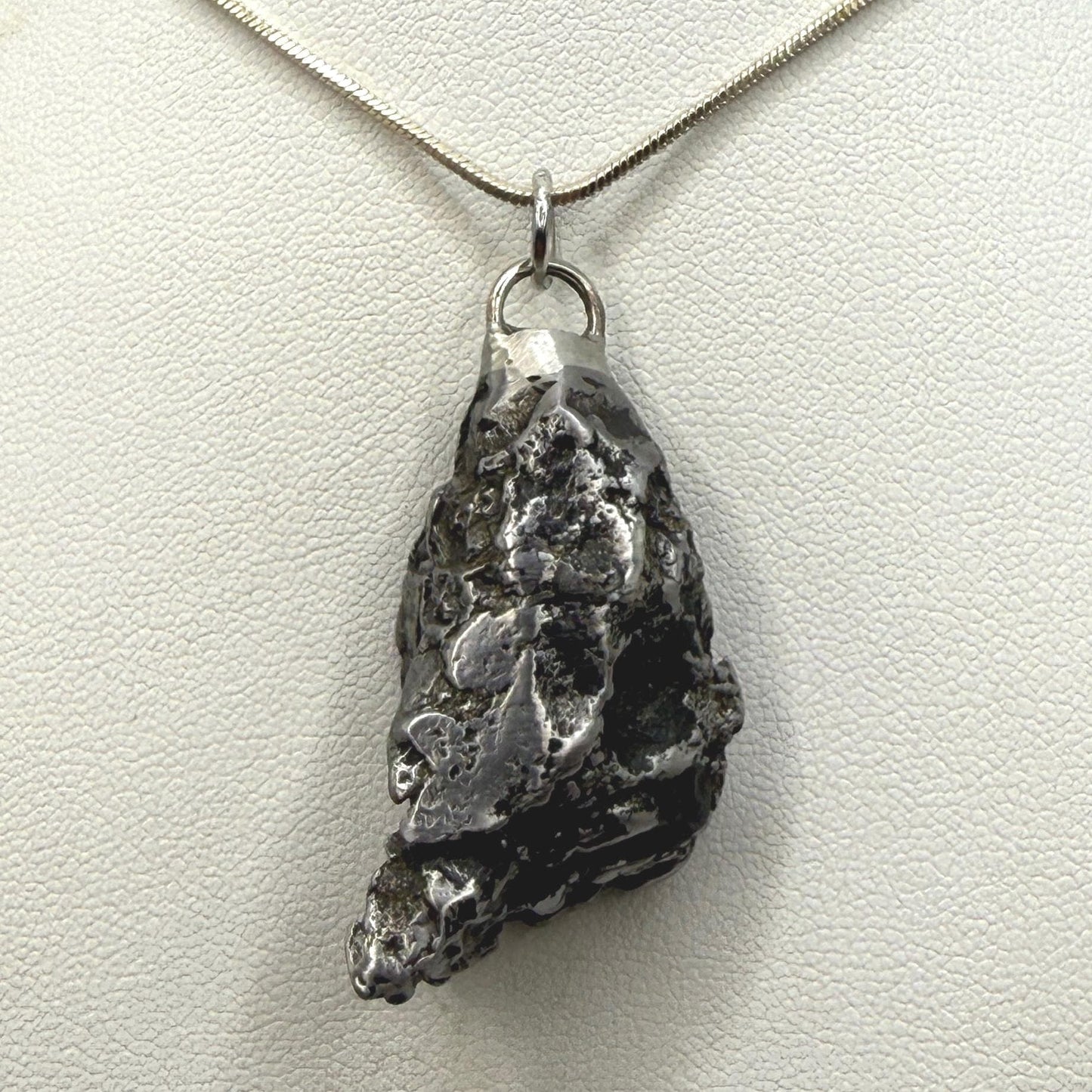 Uruaçu Meteorite Pendant: Uruacu, Rare Iron Space Gift, Brazil, 32.62 grams